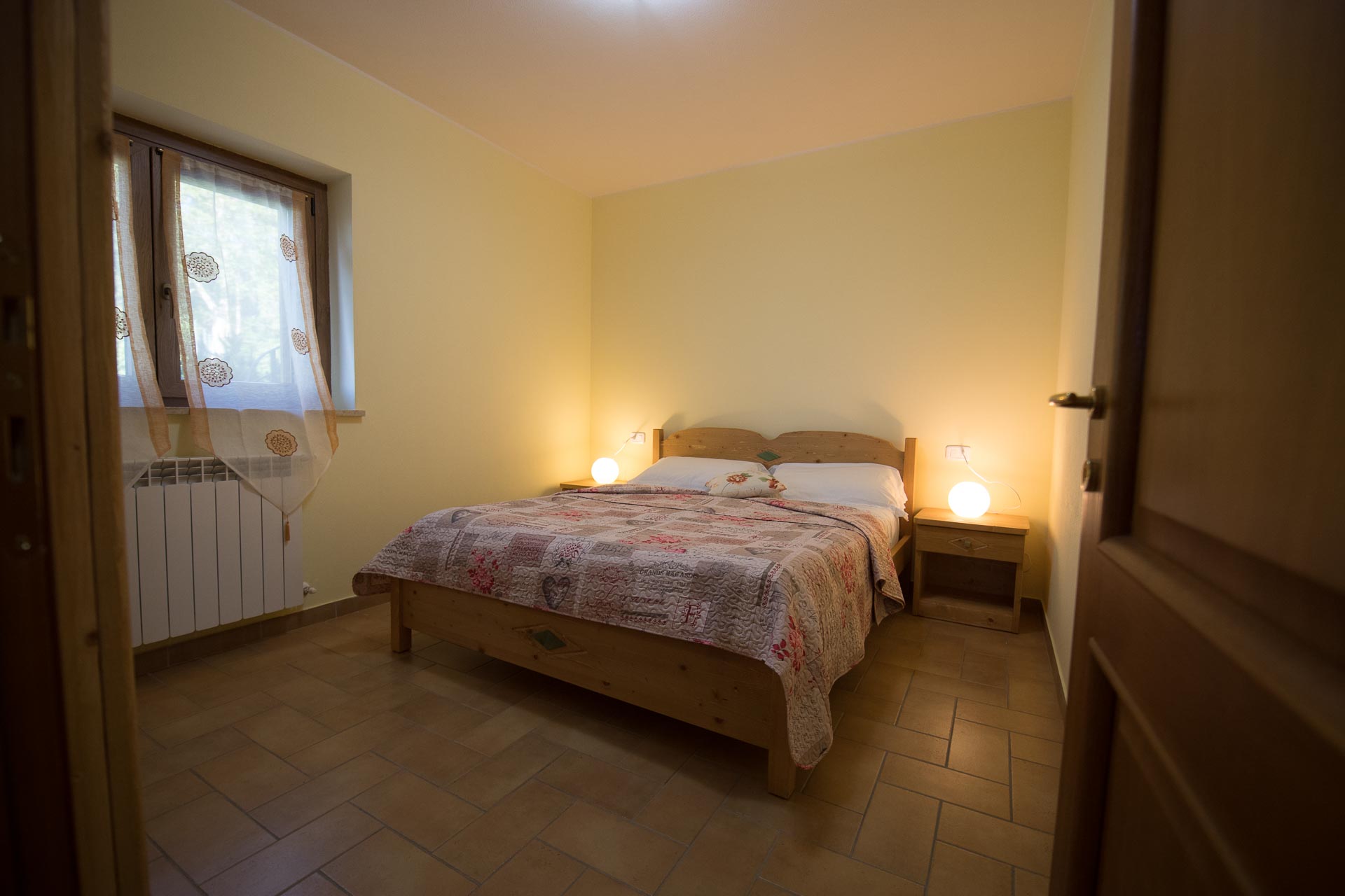 - image: 28