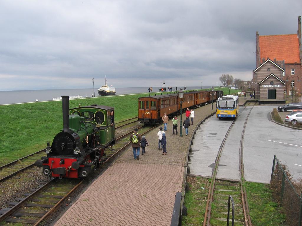 - image: 49