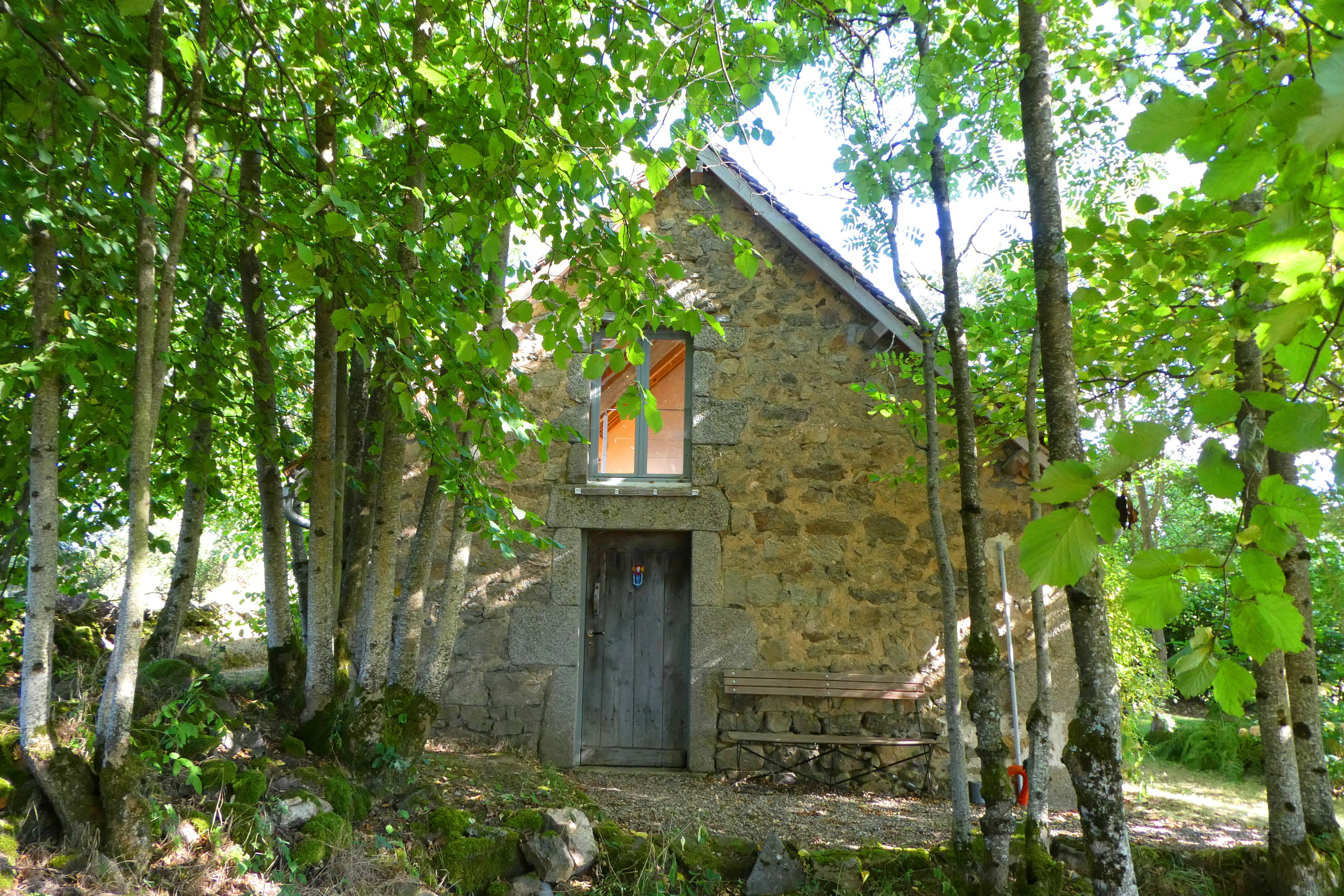 Naturhäuschen in Tralaigues