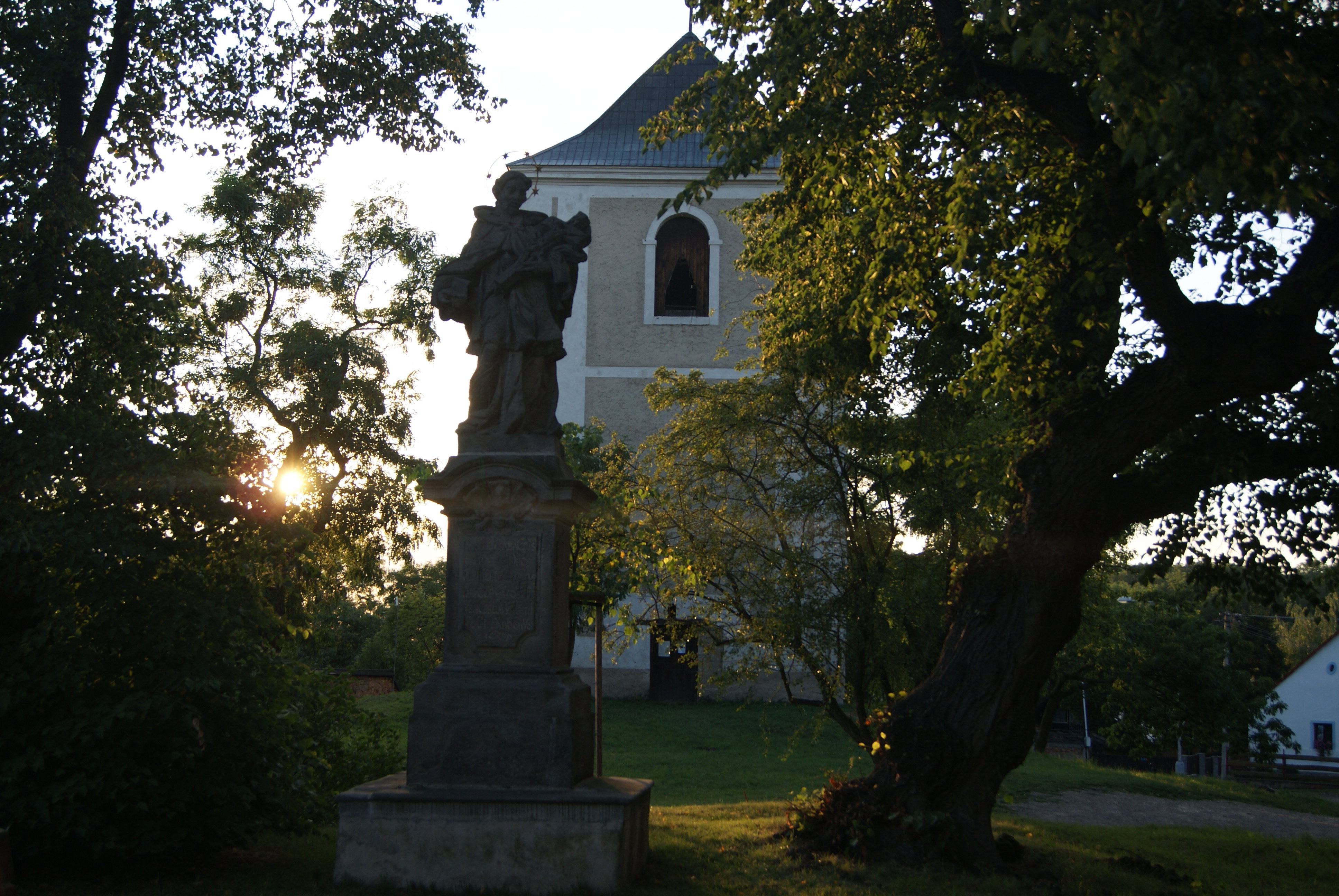 - image: 19