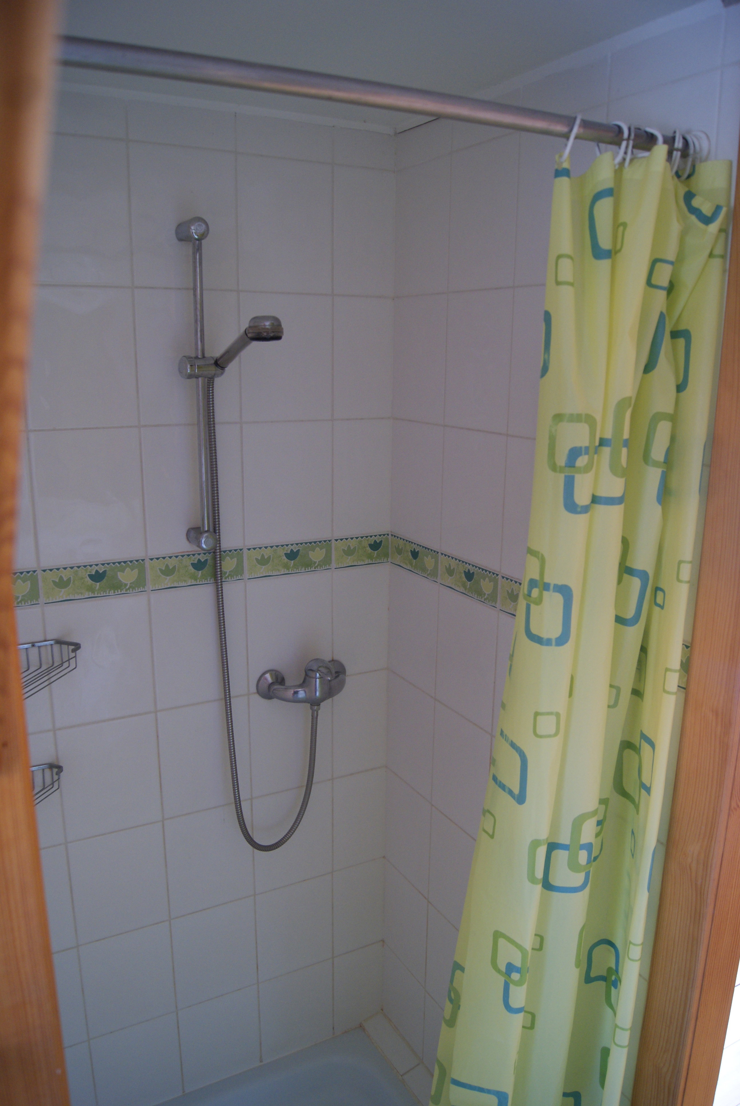 - image: 12