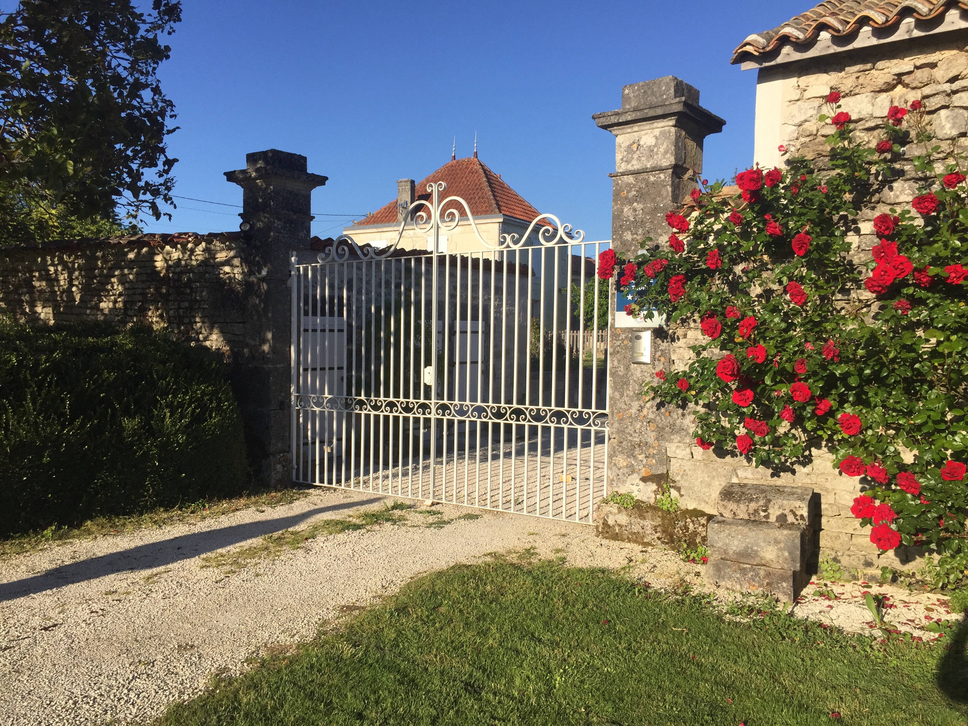 Casa nella natura a Echallat