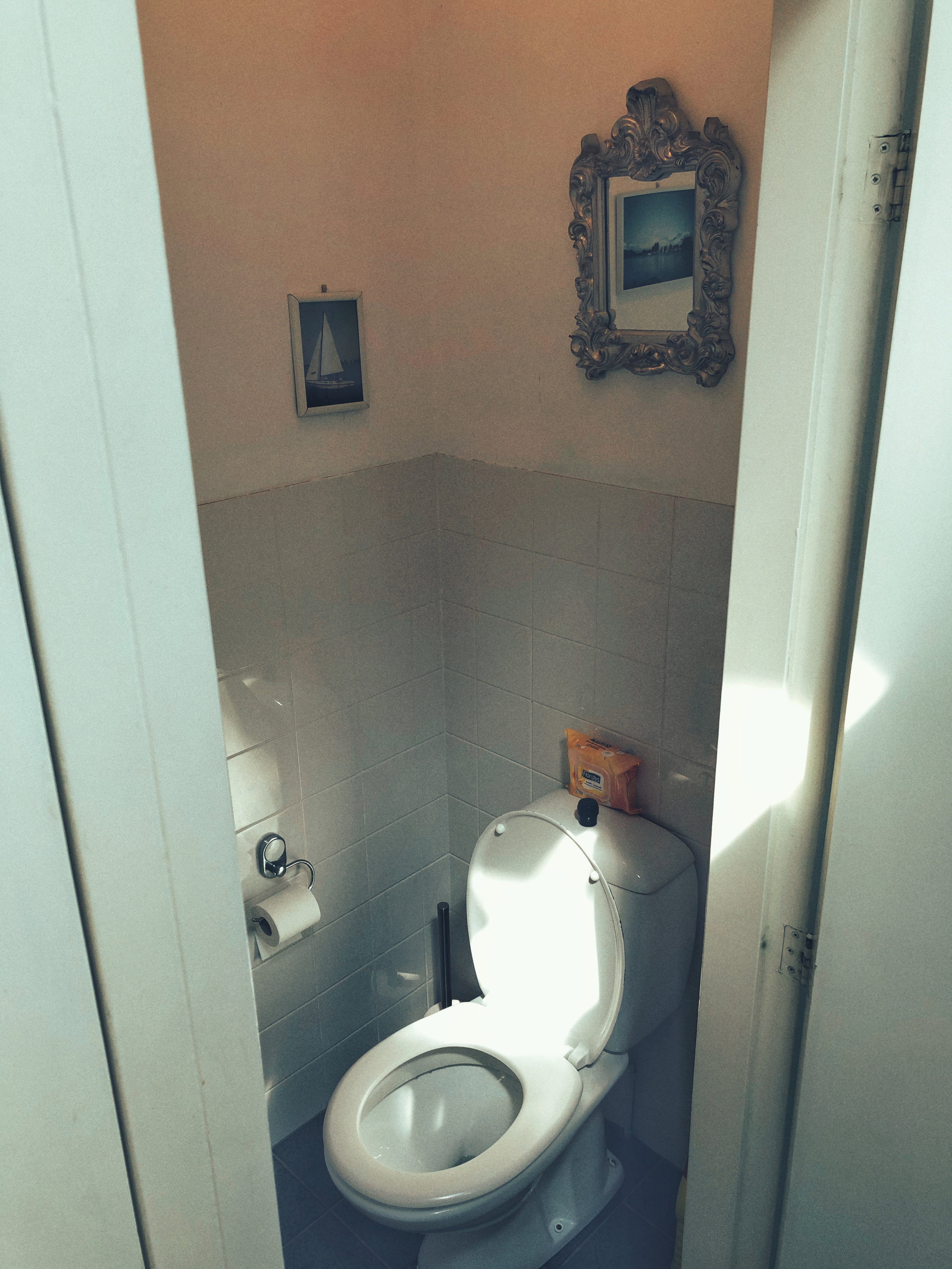 - image: 22