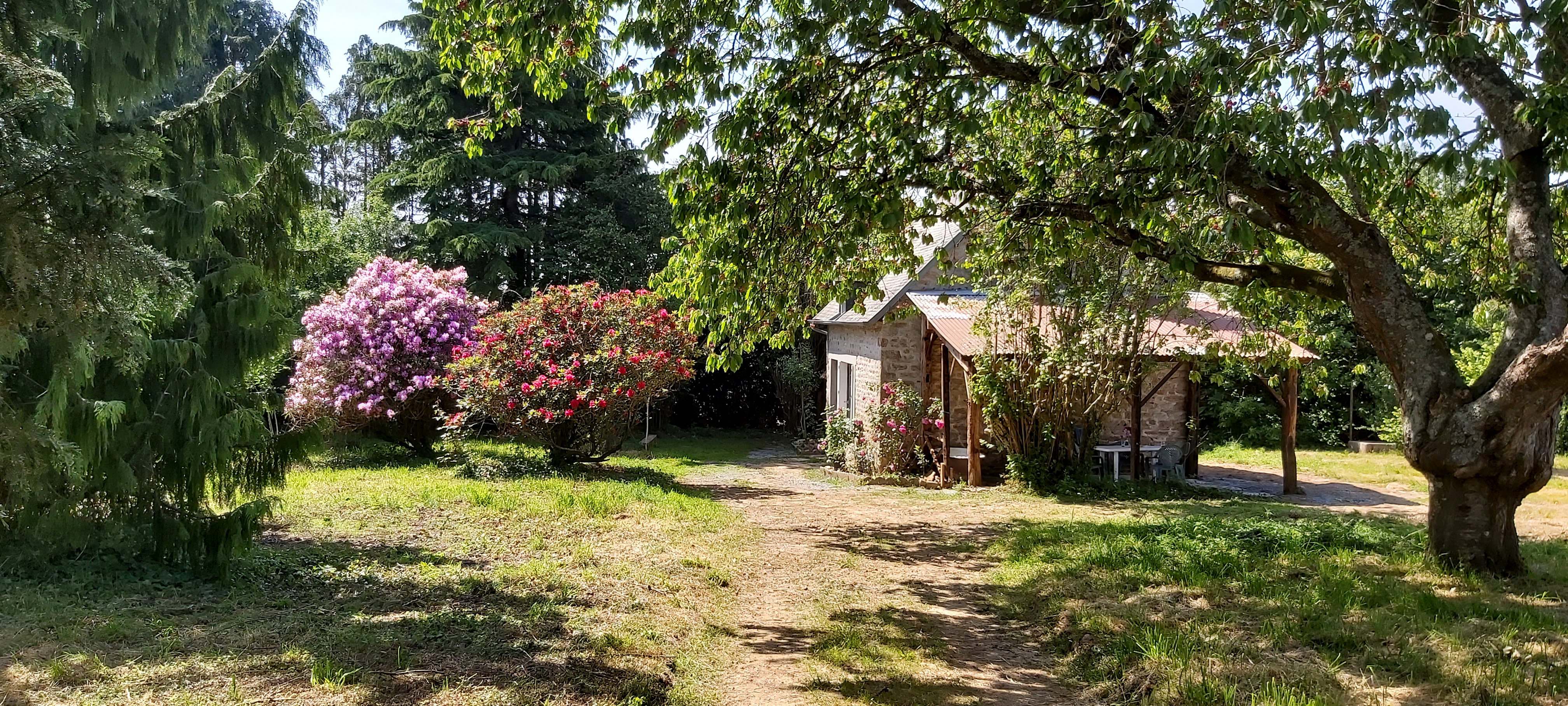 Casa nella natura a Le Mesnil-Gilbert
