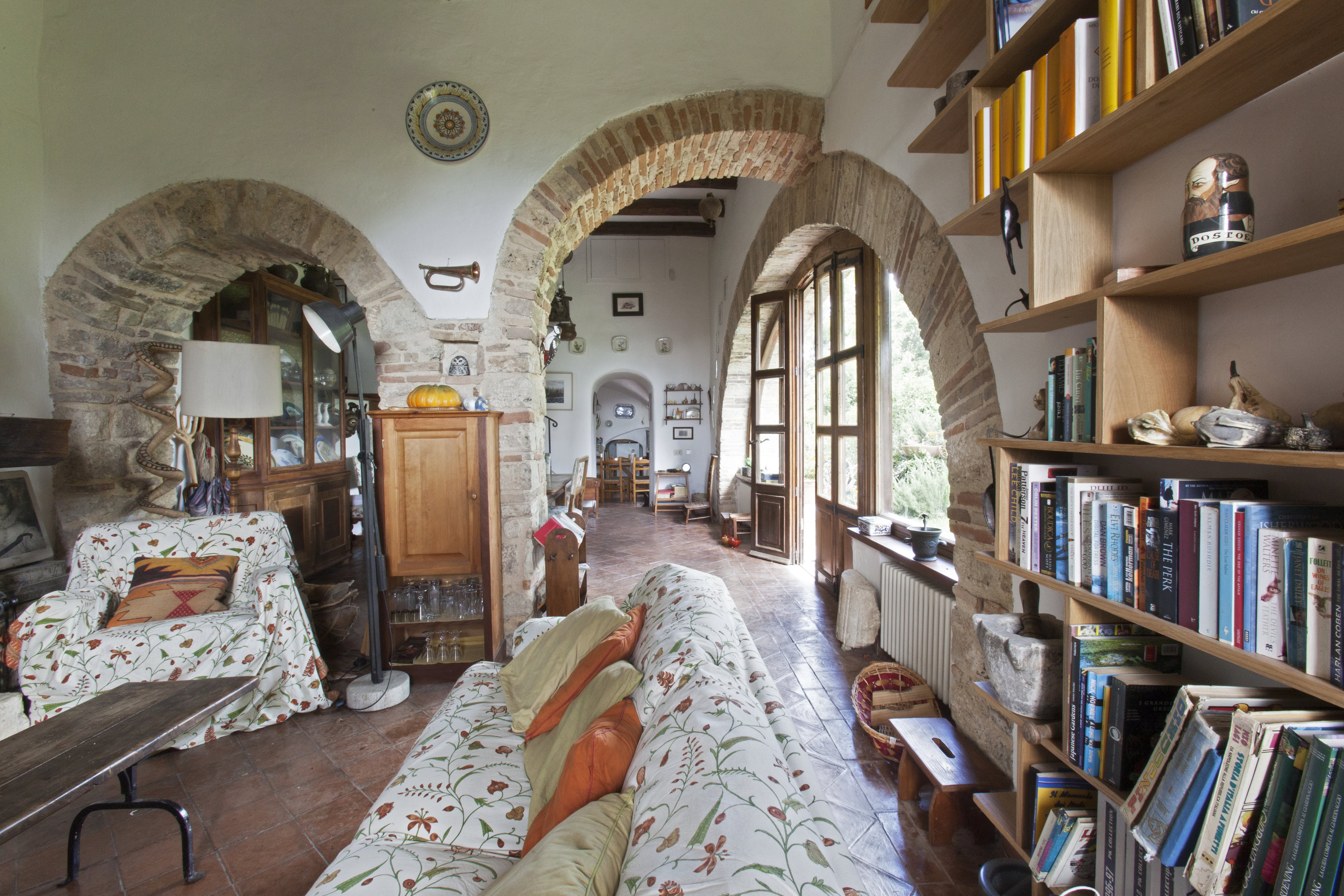 - image: 28