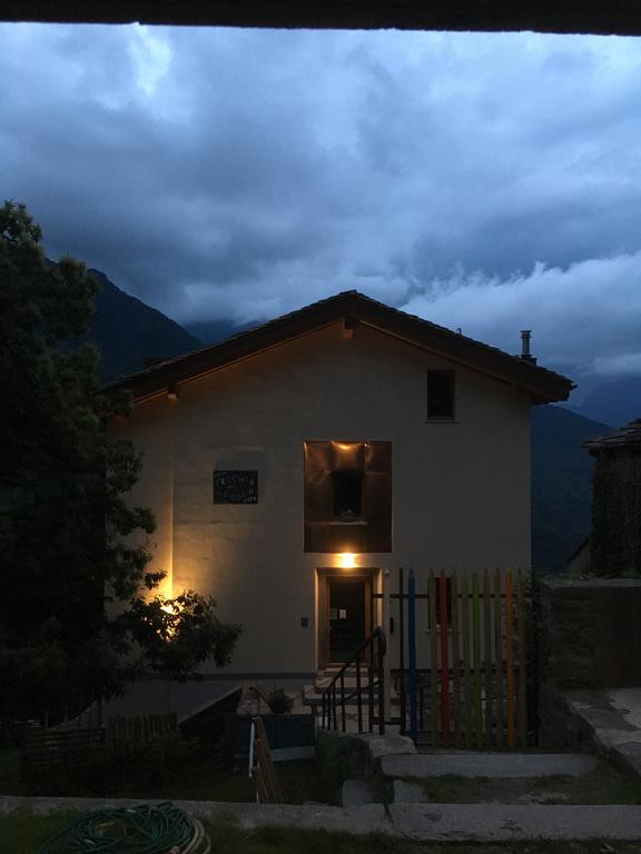 - image: 26