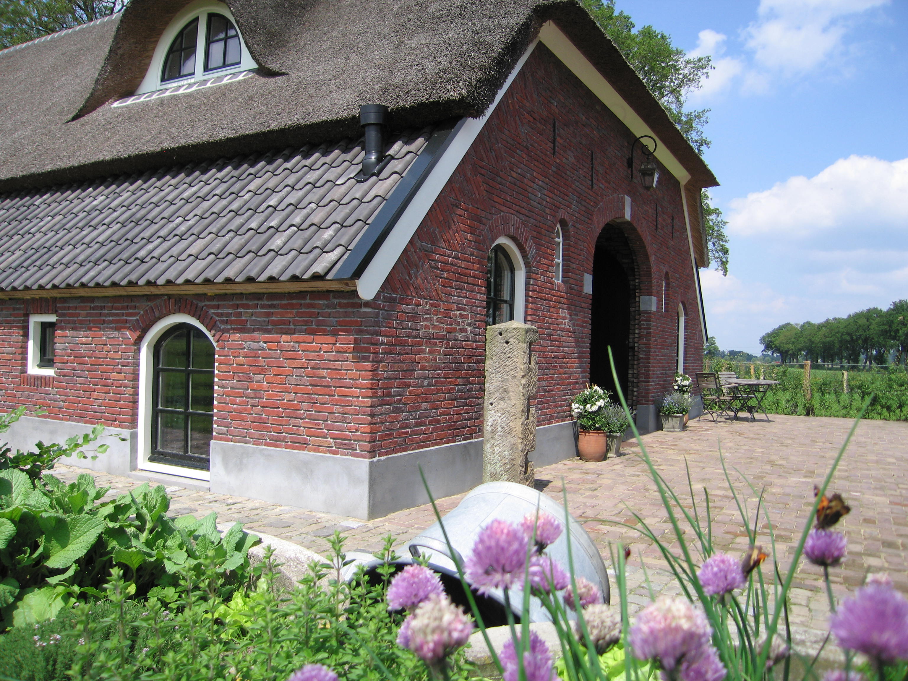 - image: 26