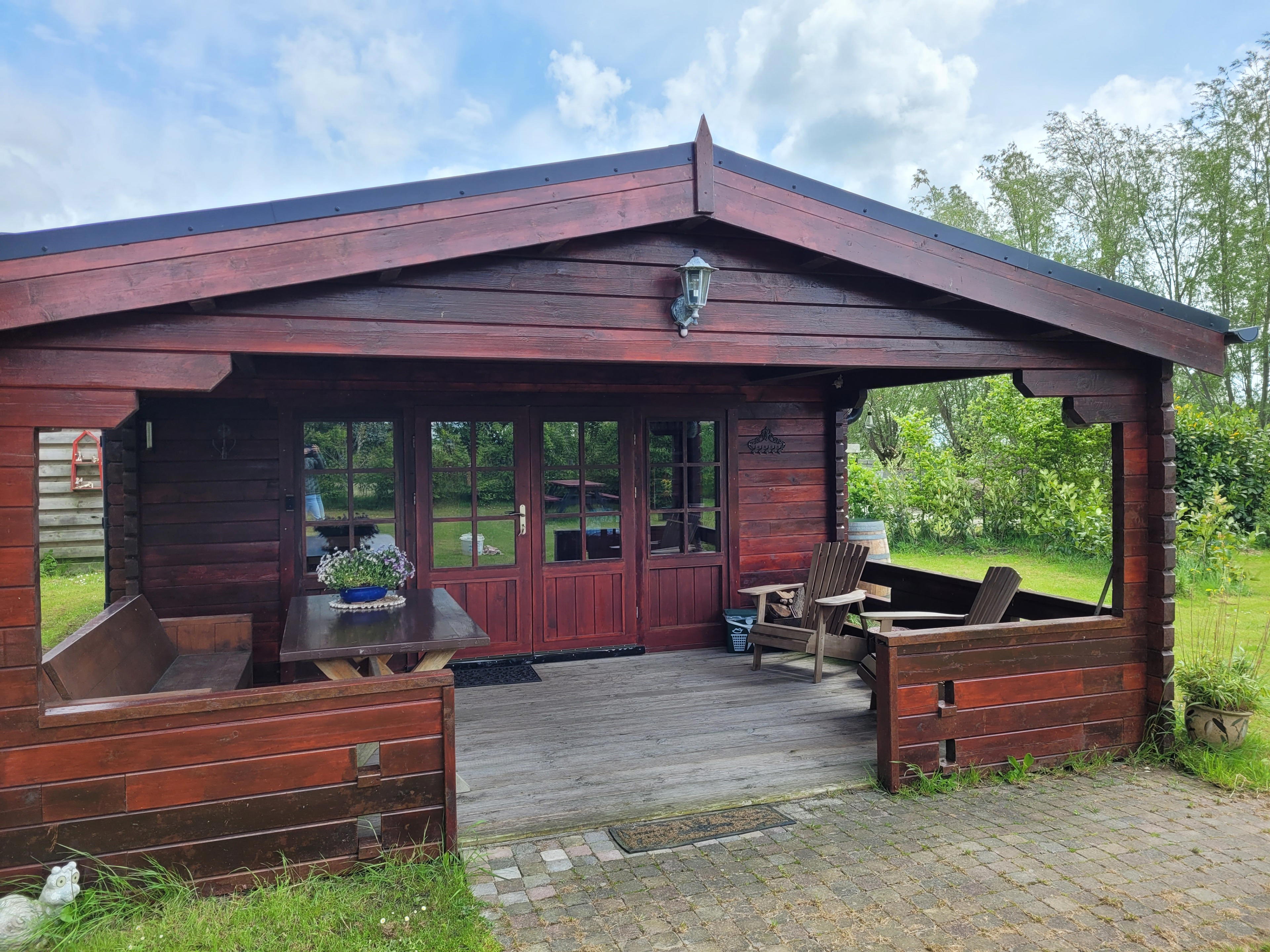 Nature house in Hallum