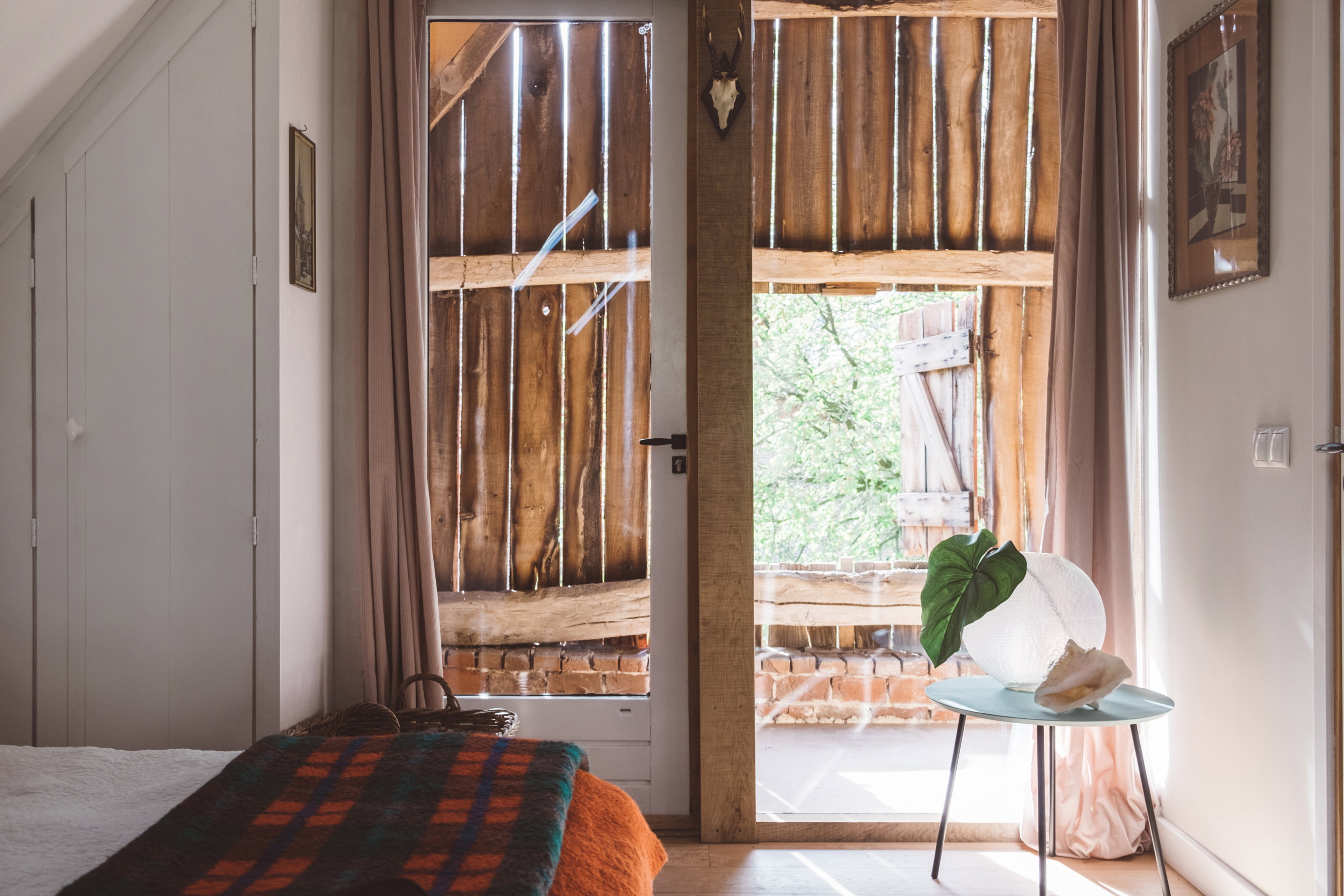 - image: 13
