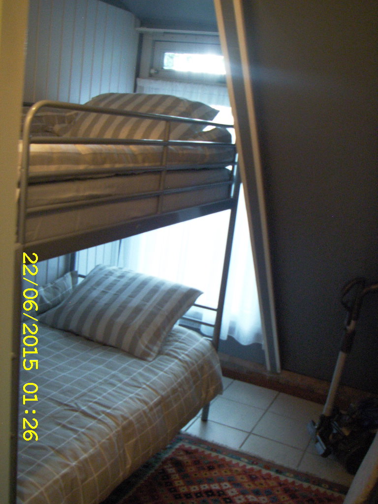 - image: 24