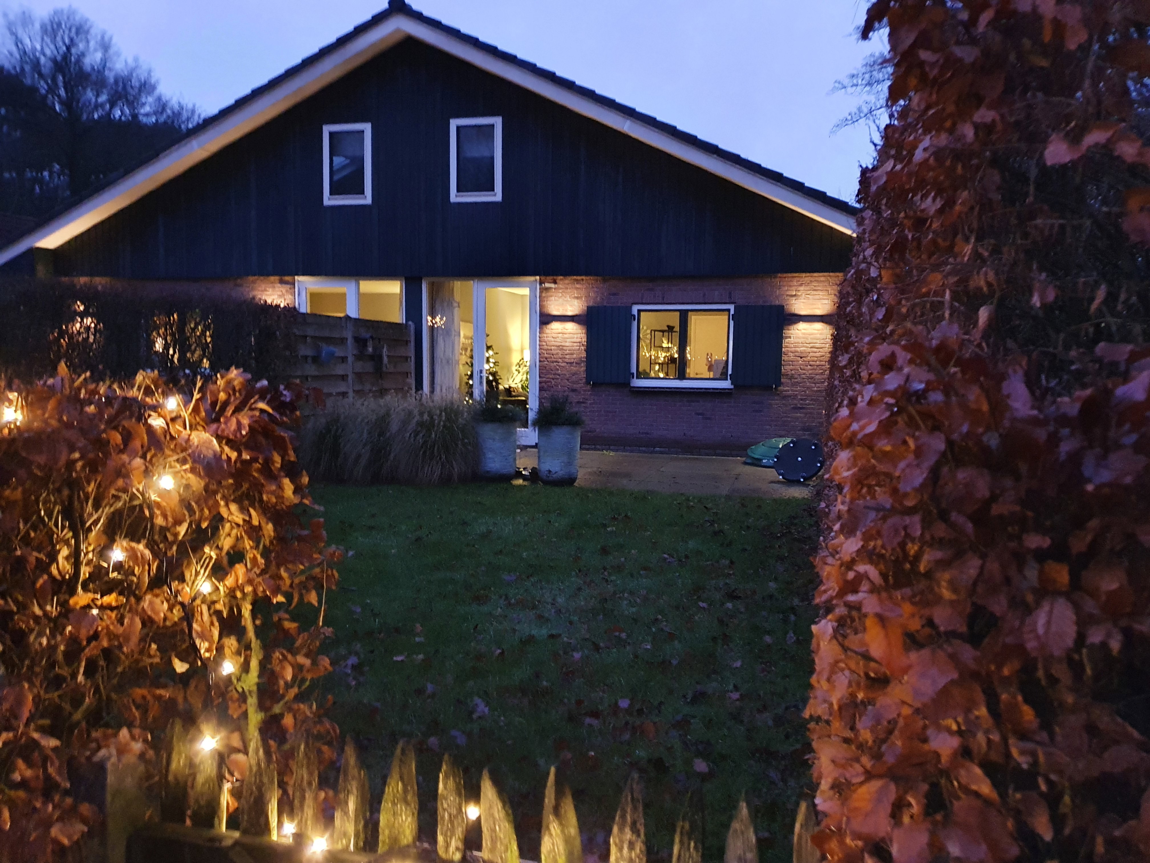 - image: 75