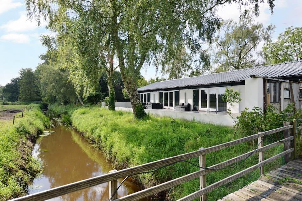 Naturhäuschen in Ulvenhout