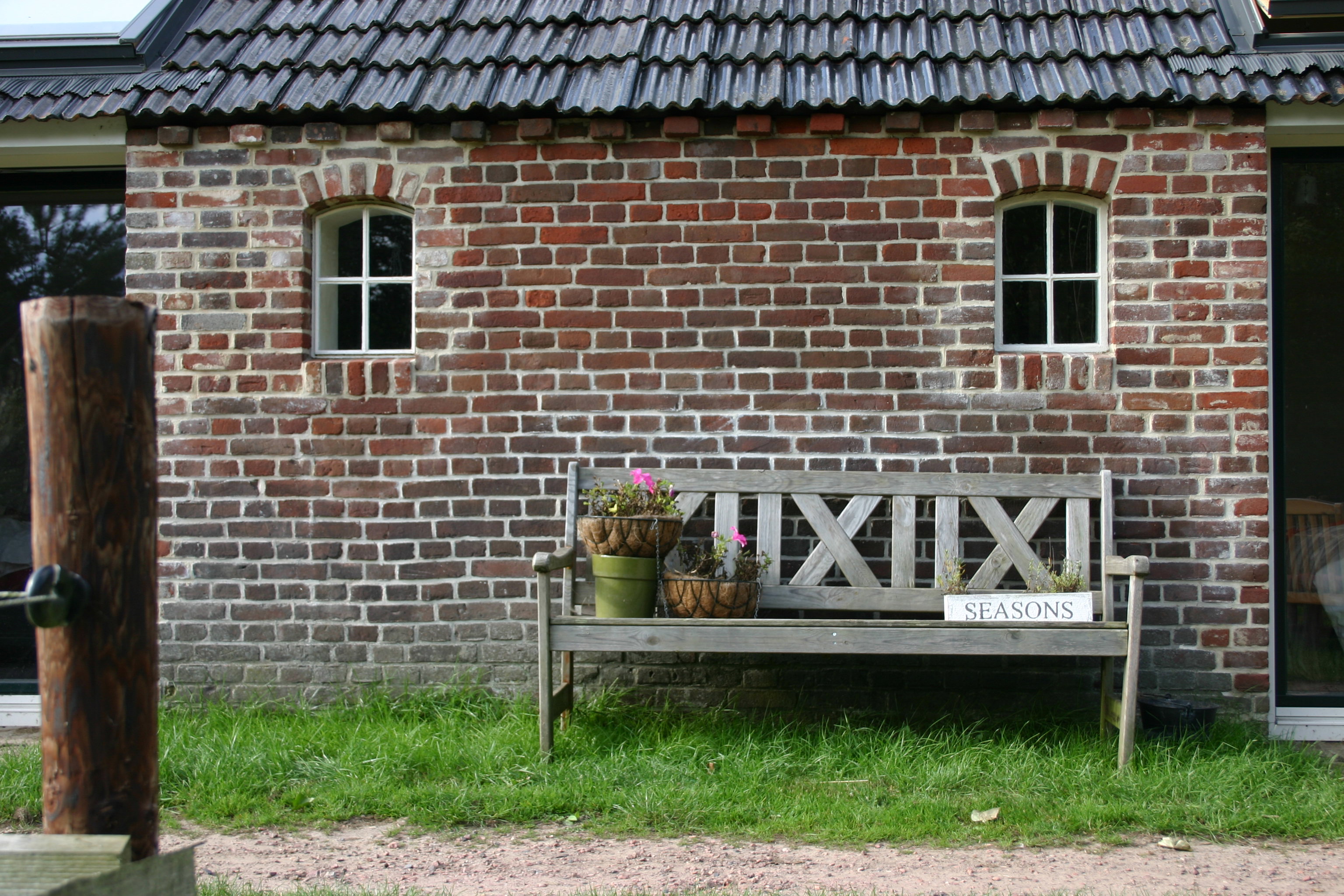 - image: 22