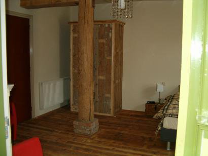 - image: 26