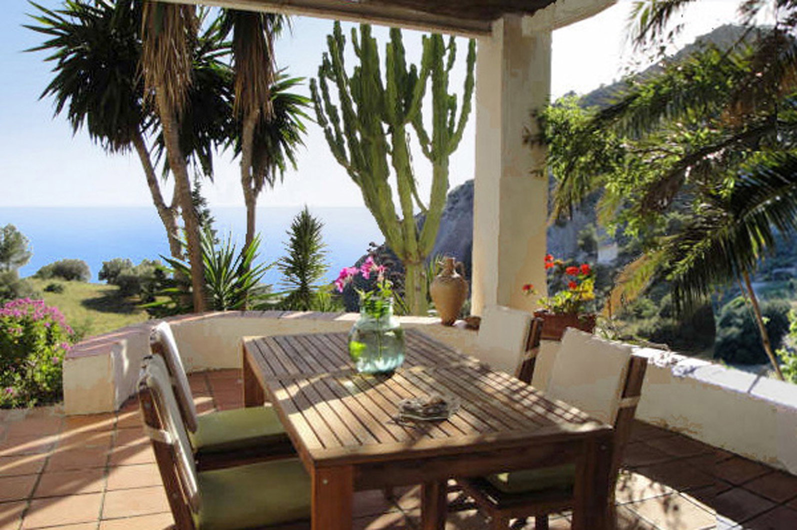 Naturhäuschen in Nerja