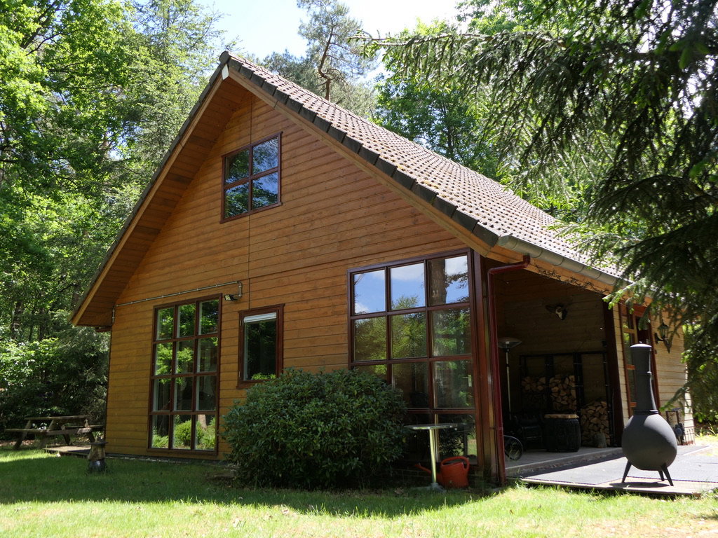 Naturhäuschen in Emst