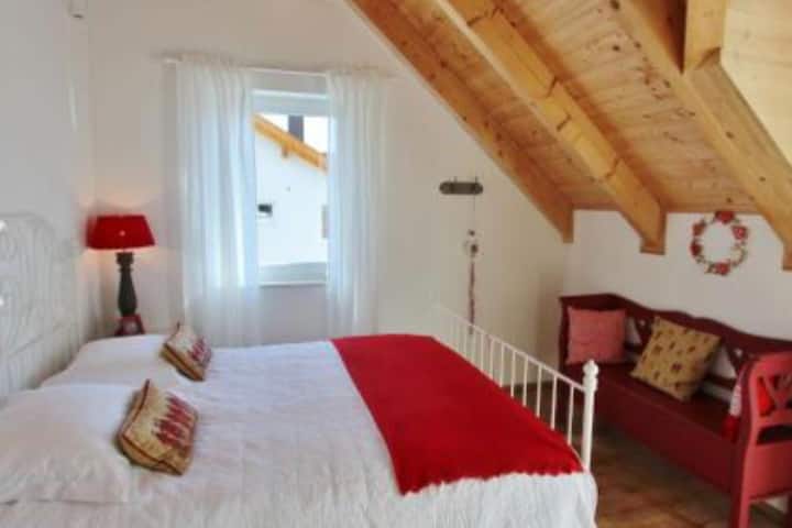 - image: 23