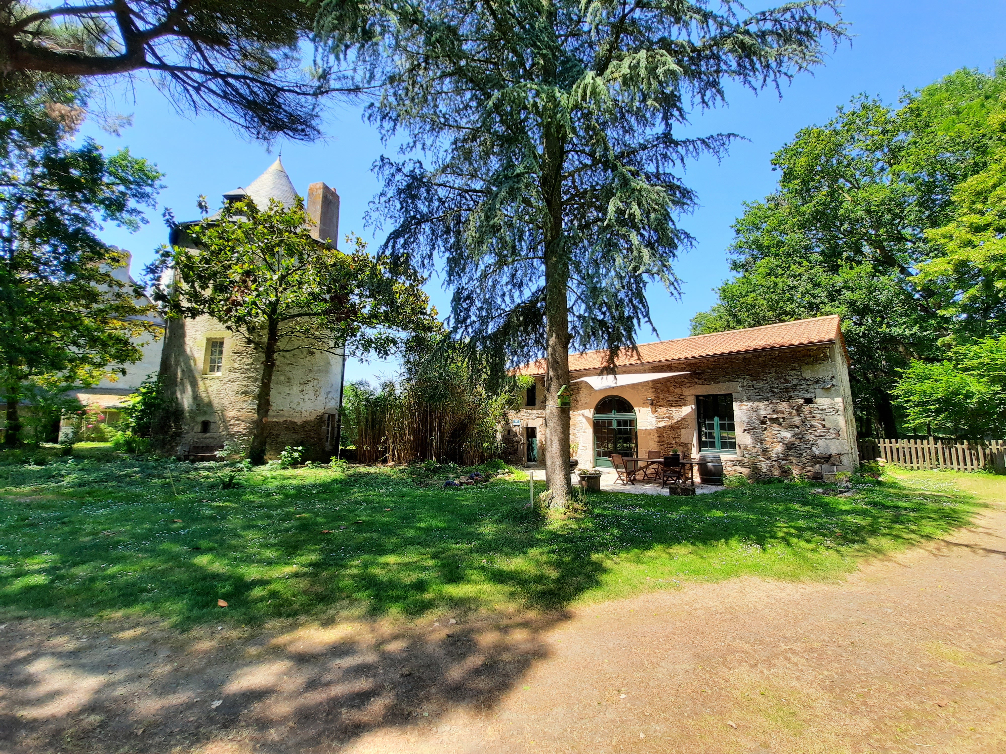 Maison nature à MONTAIGU-VENDEE