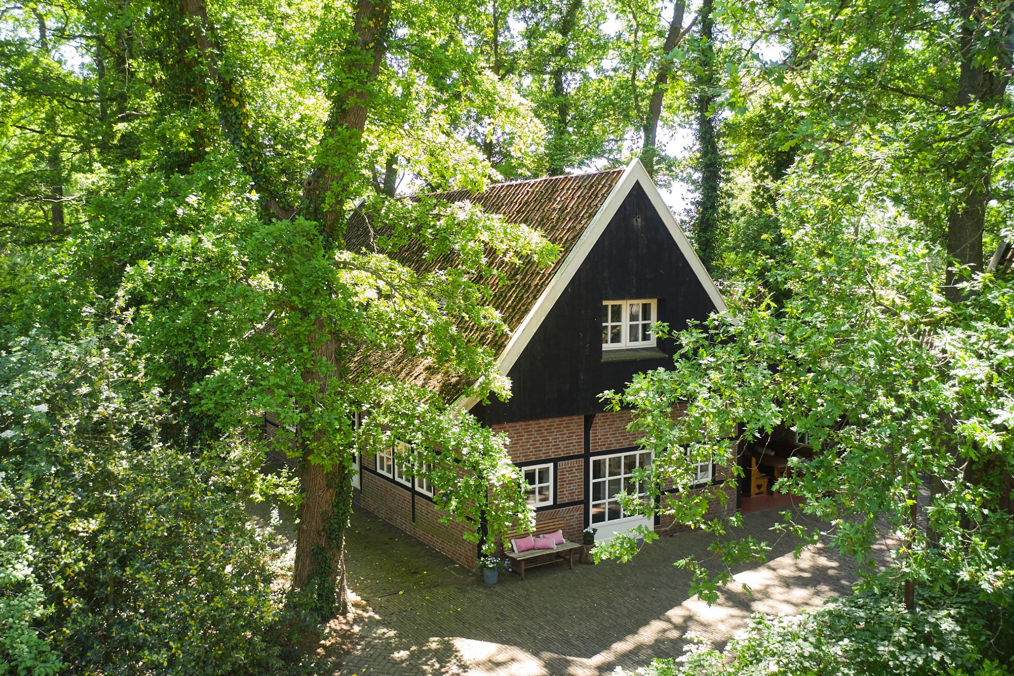 Naturhäuschen in Mander