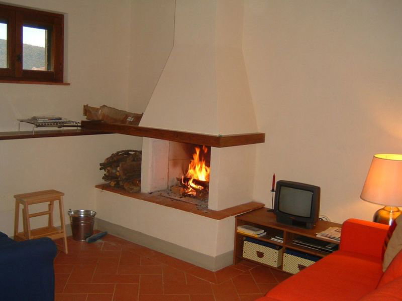 - image: 11