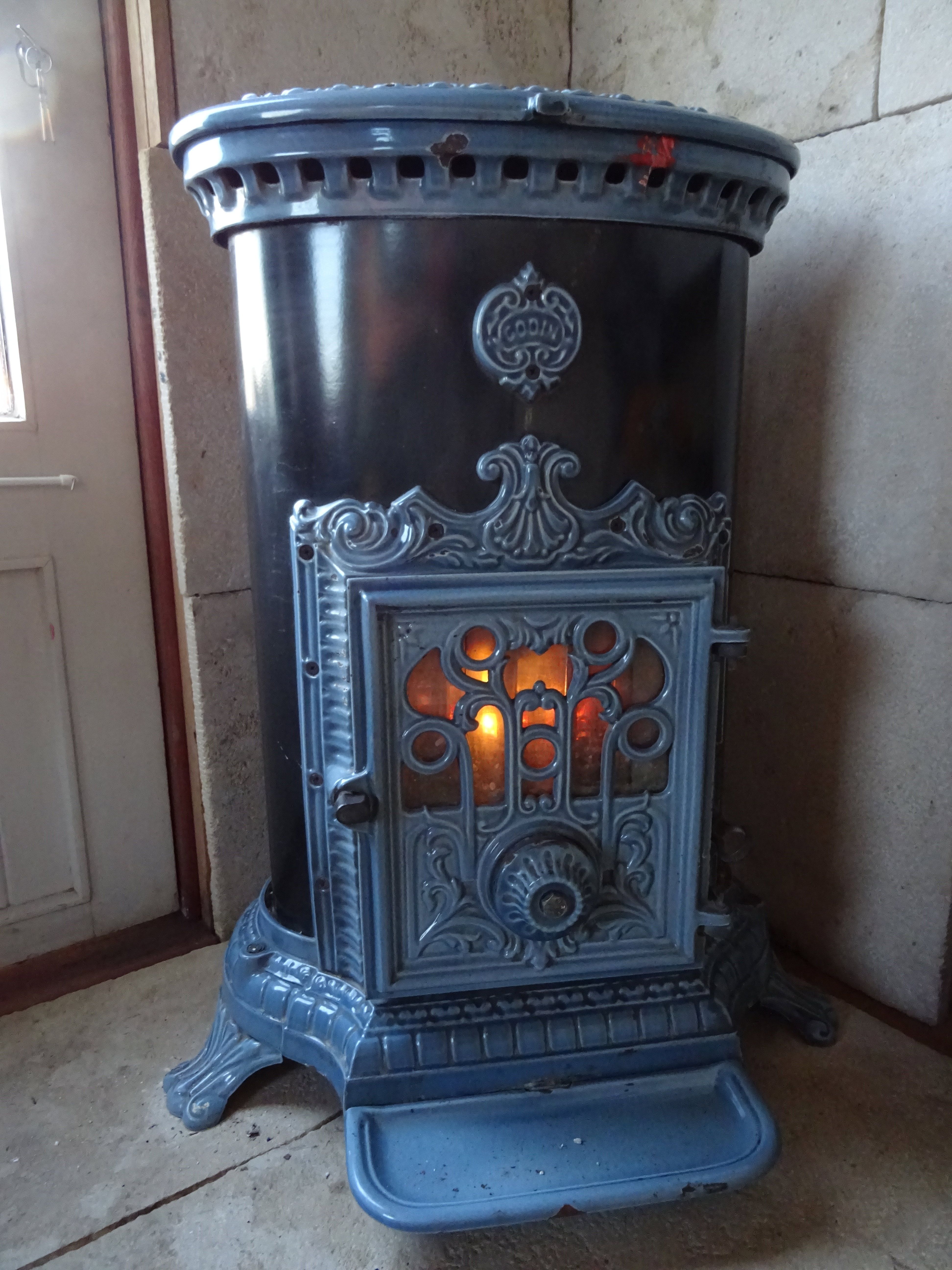 - image: 14