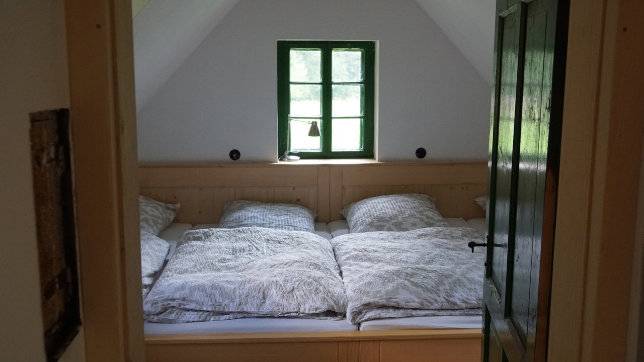 - image: 23