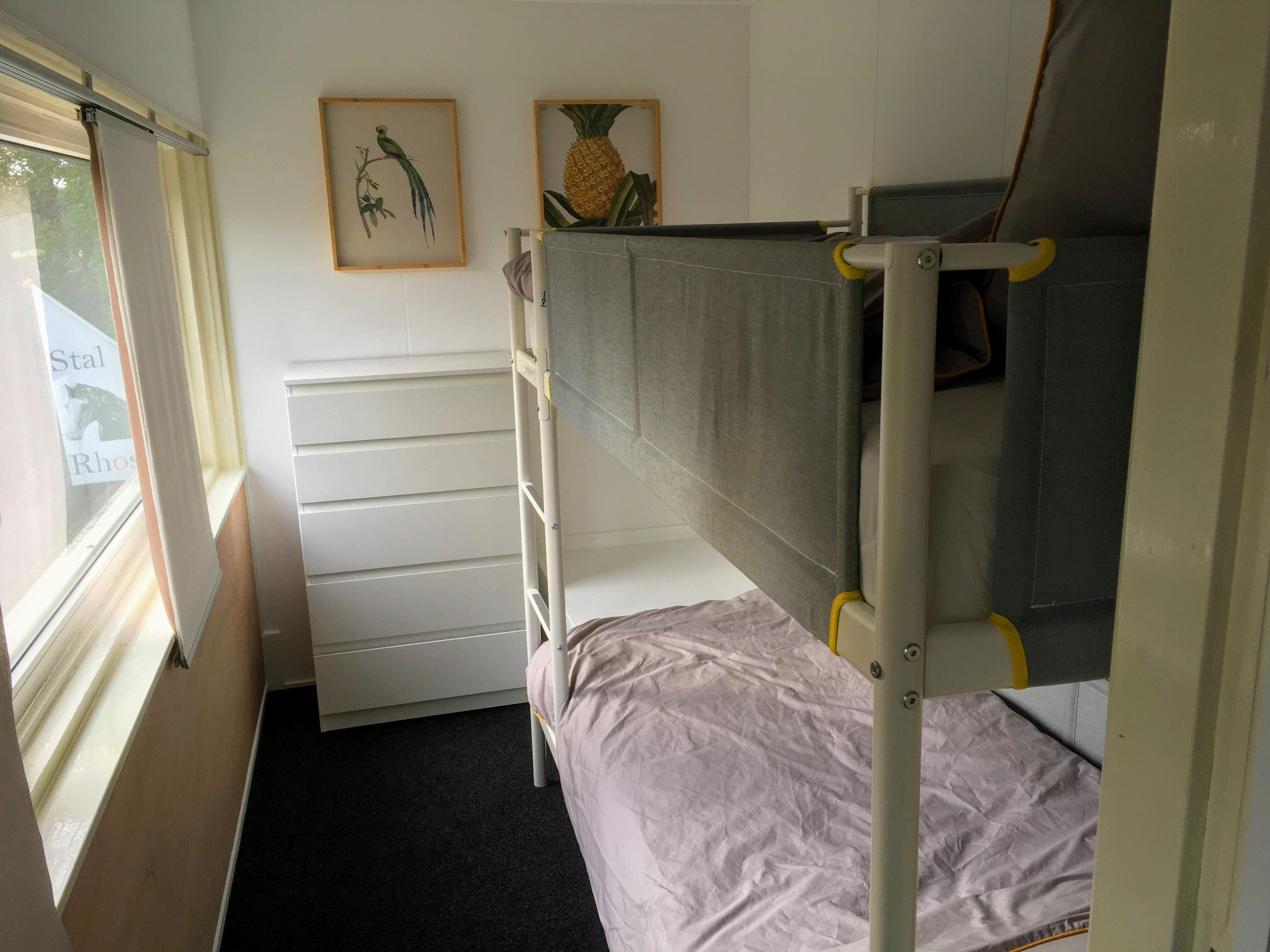 - image: 12