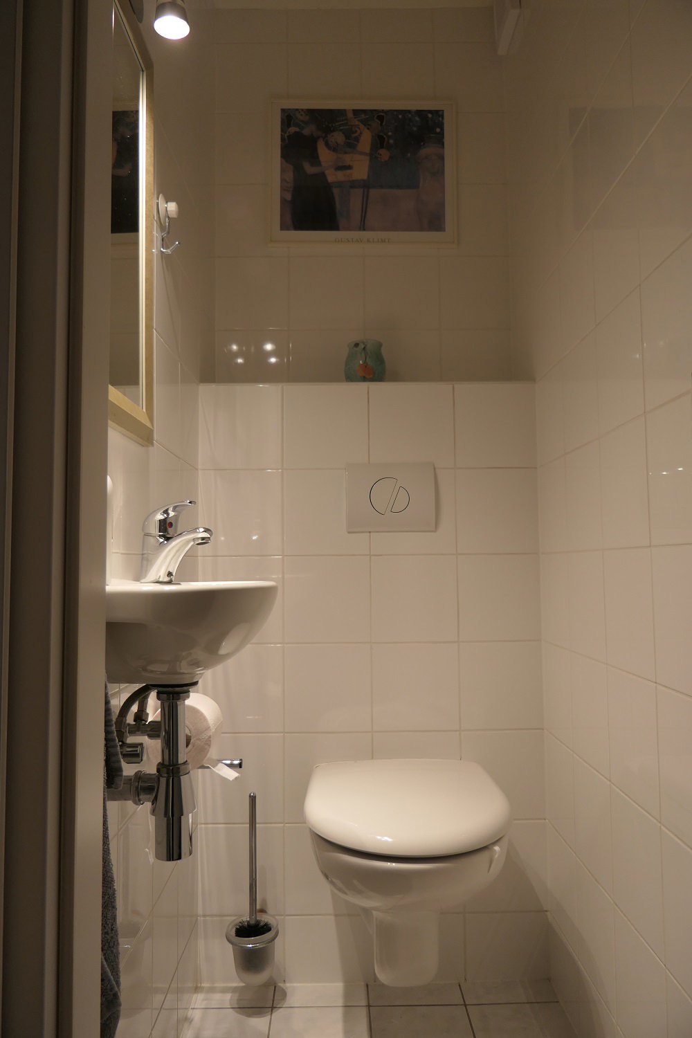 - image: 22