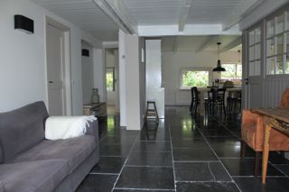- image: 11