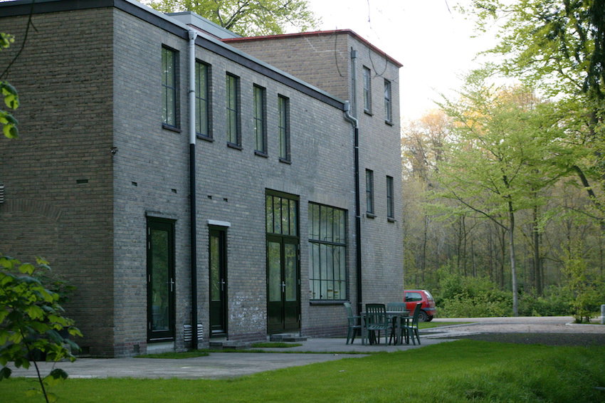- image: 13