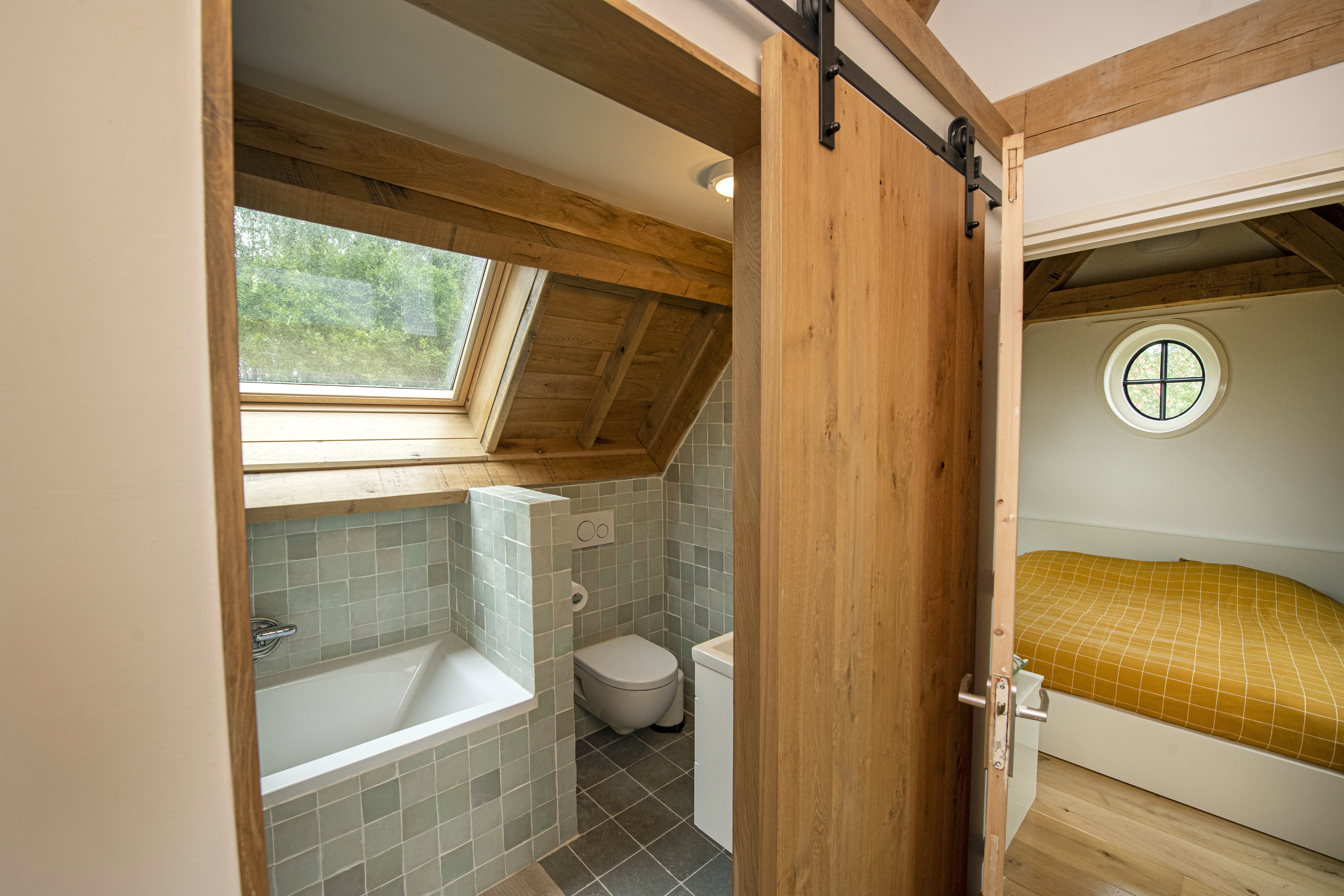 - image: 13