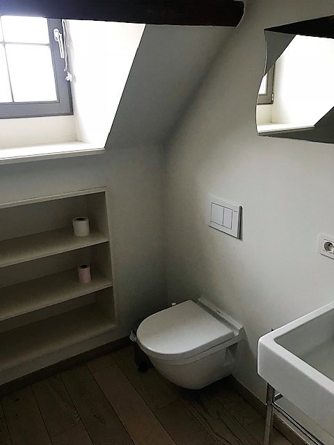 - image: 28