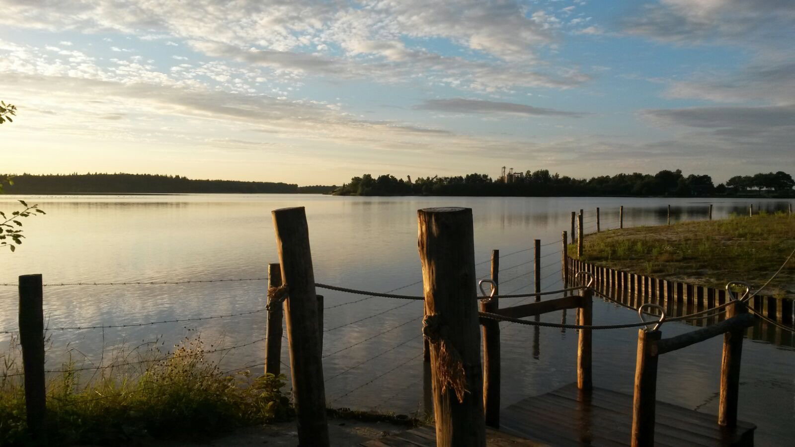 - image: 16