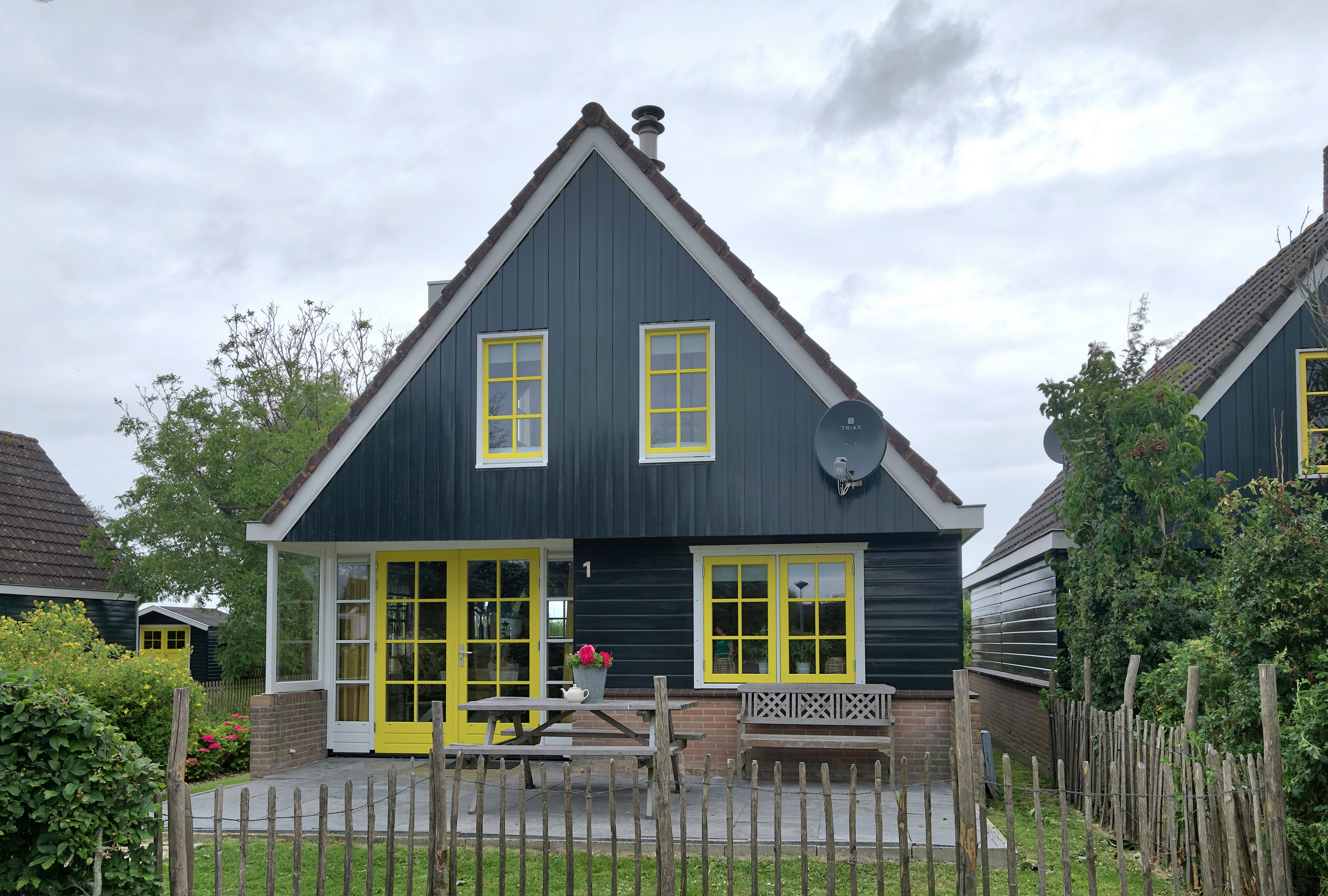 - image: 22