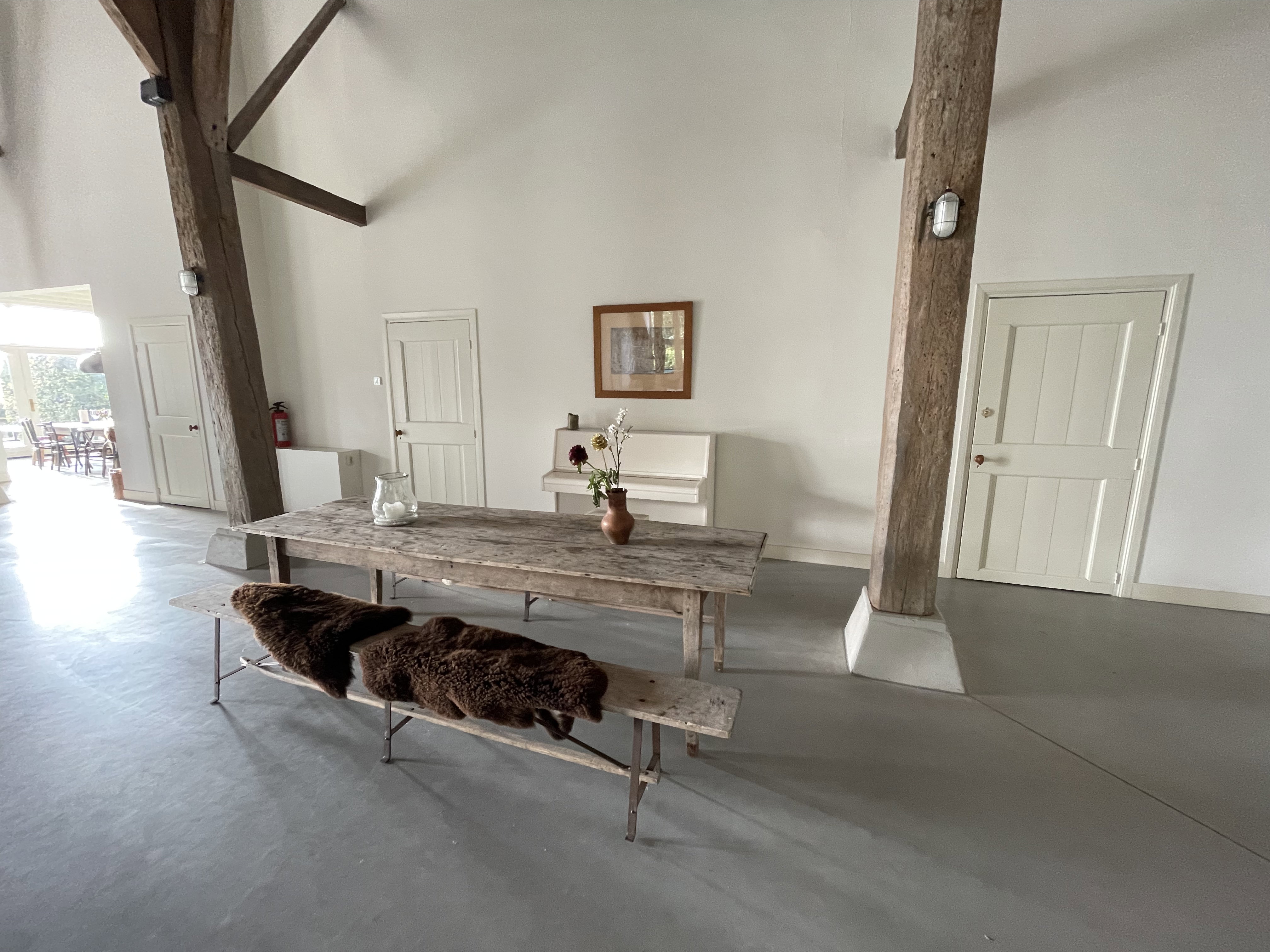 - image: 25
