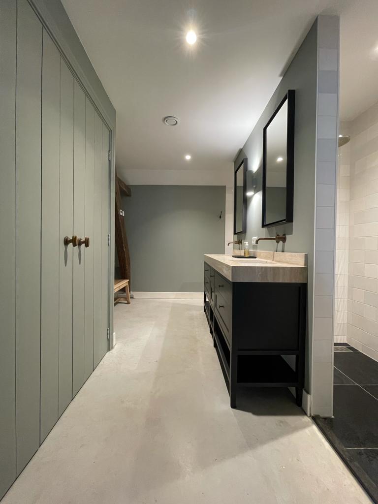 - image: 29