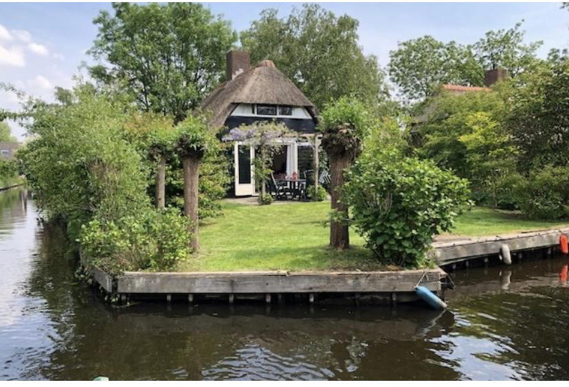 Nature house in Giethoorn