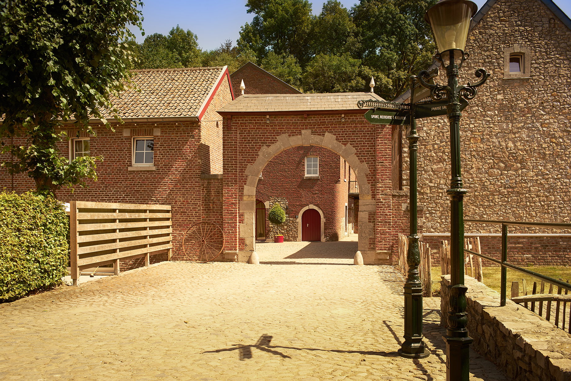 Naturhäuschen in Hombourg
