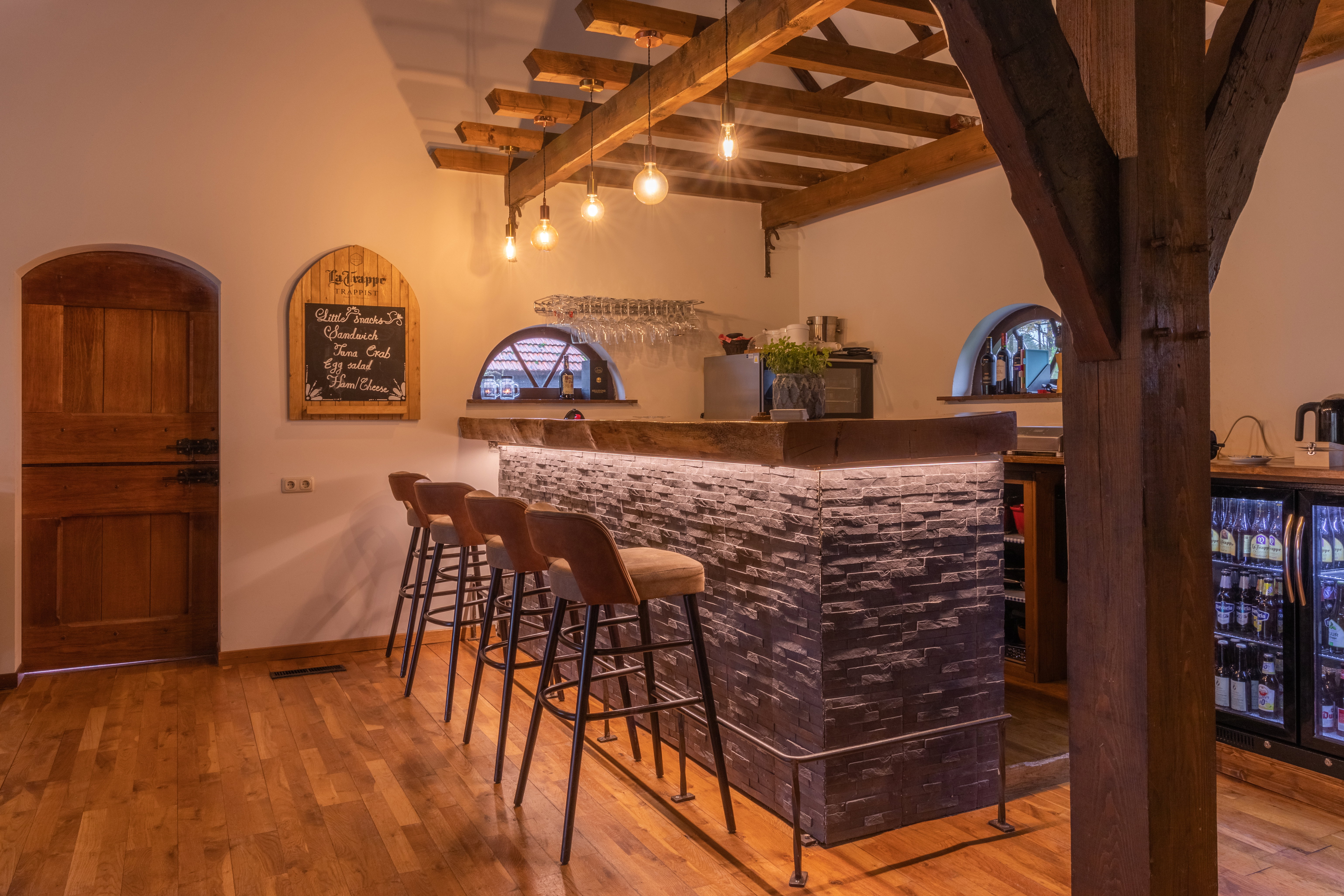 - image: 26