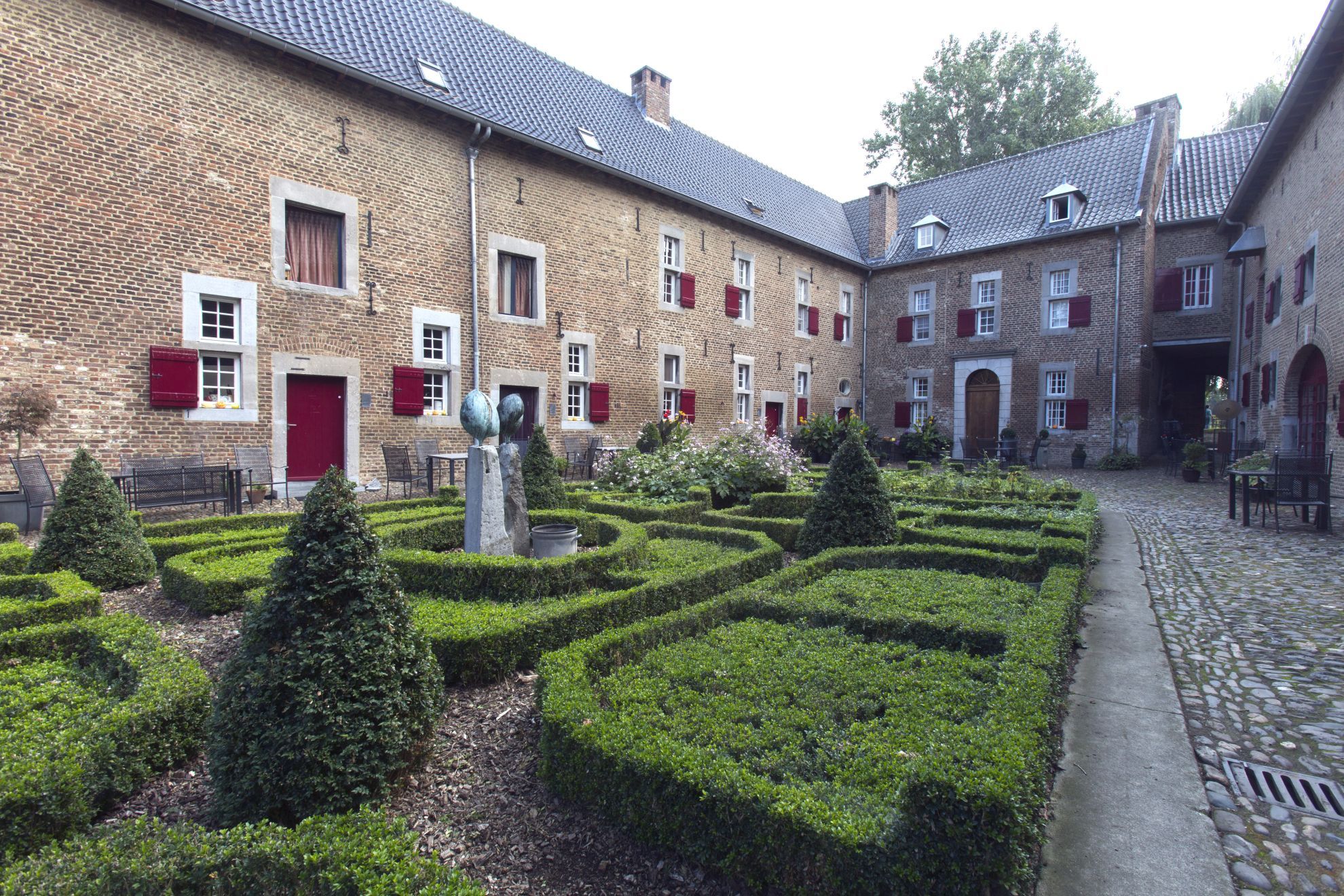 - image: 18