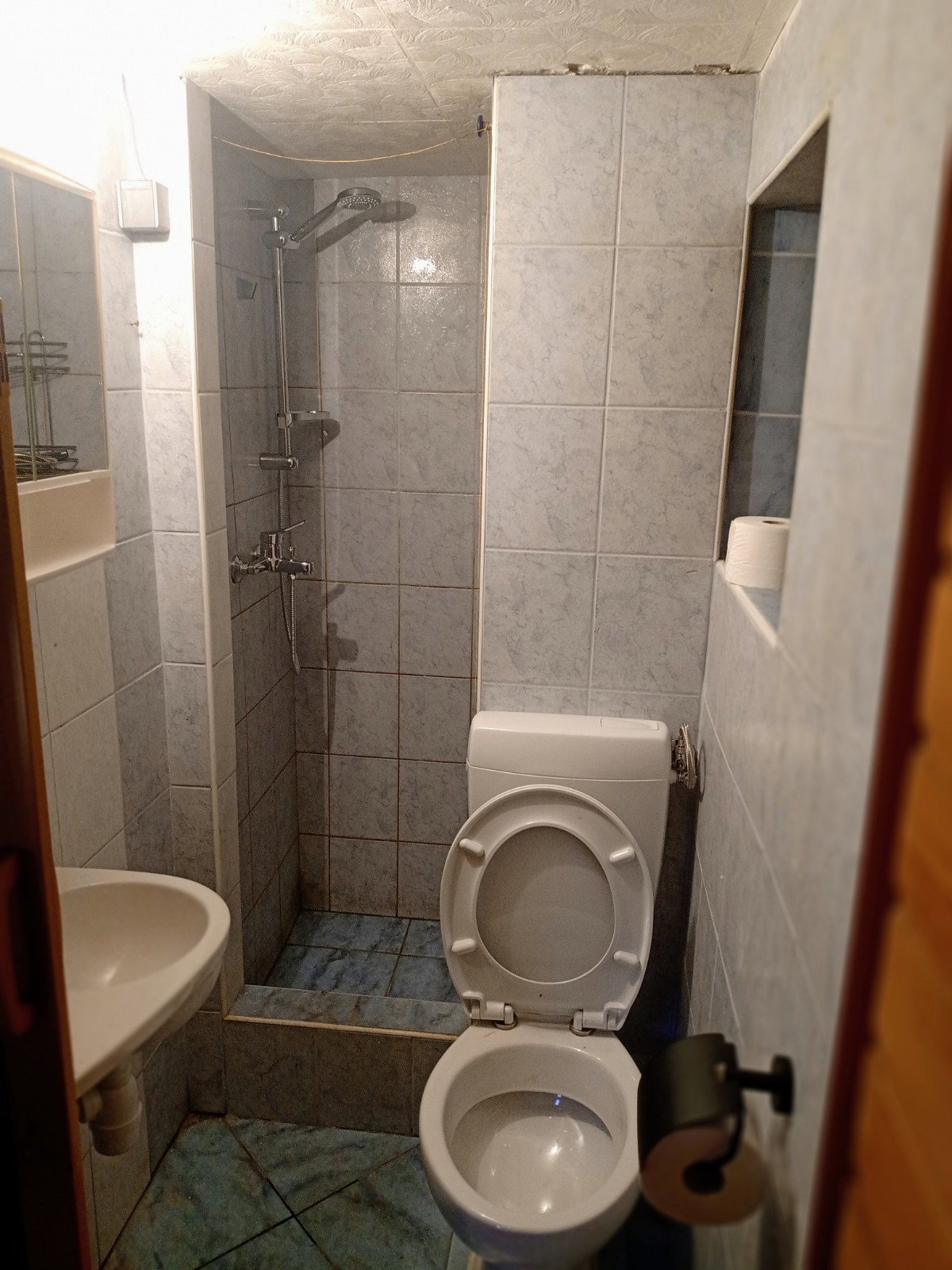 - image: 49