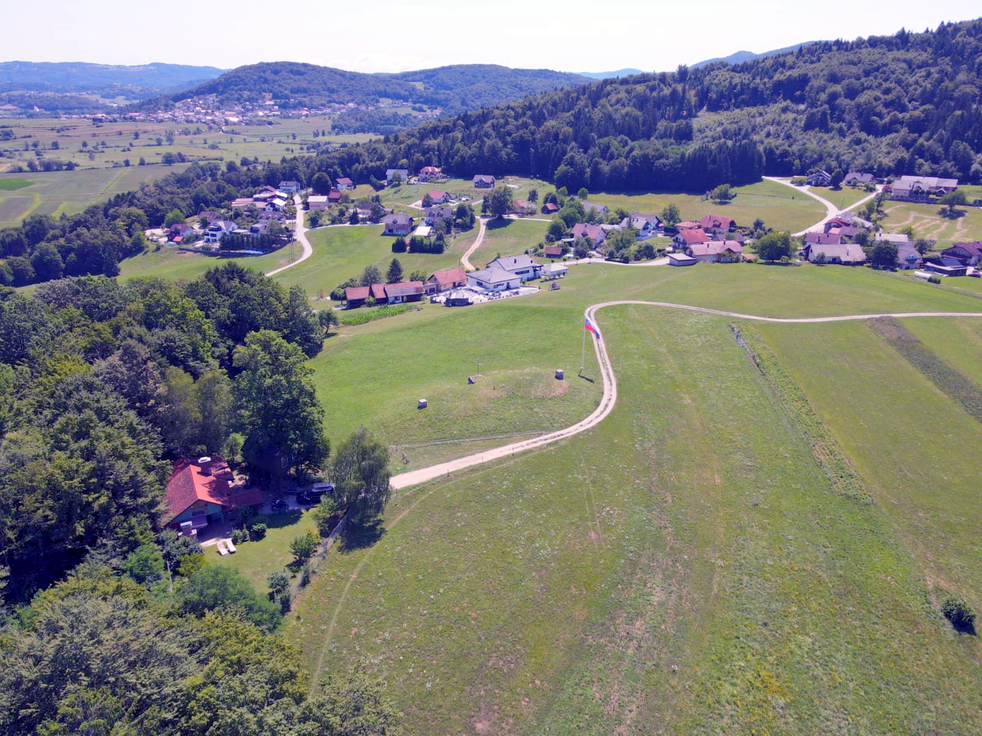 Casa nella natura a Grosuplje