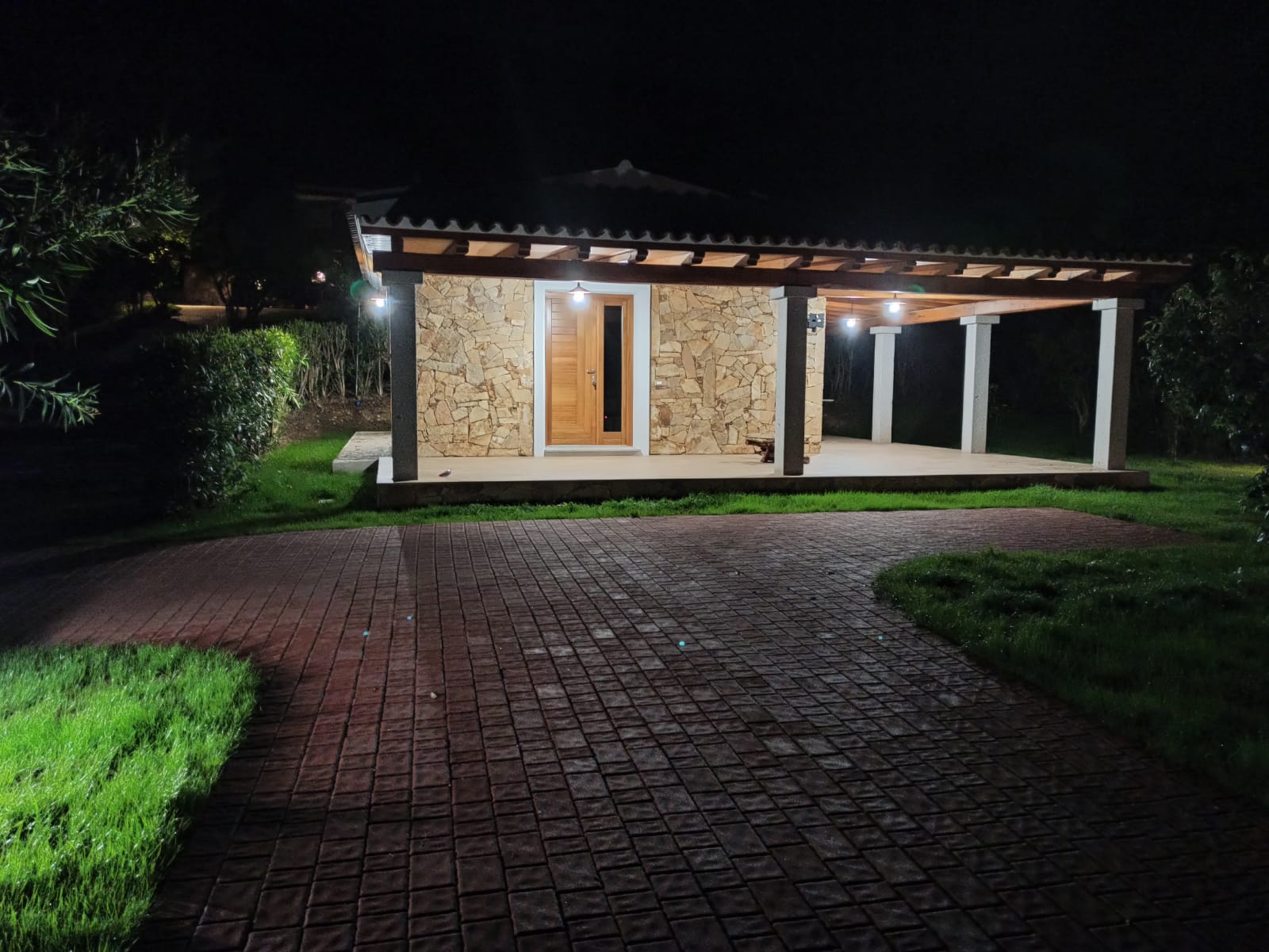 - image: 18
