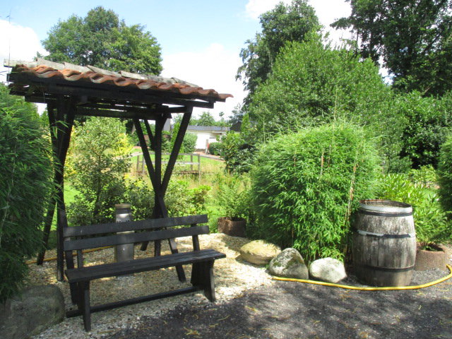 - image: 24