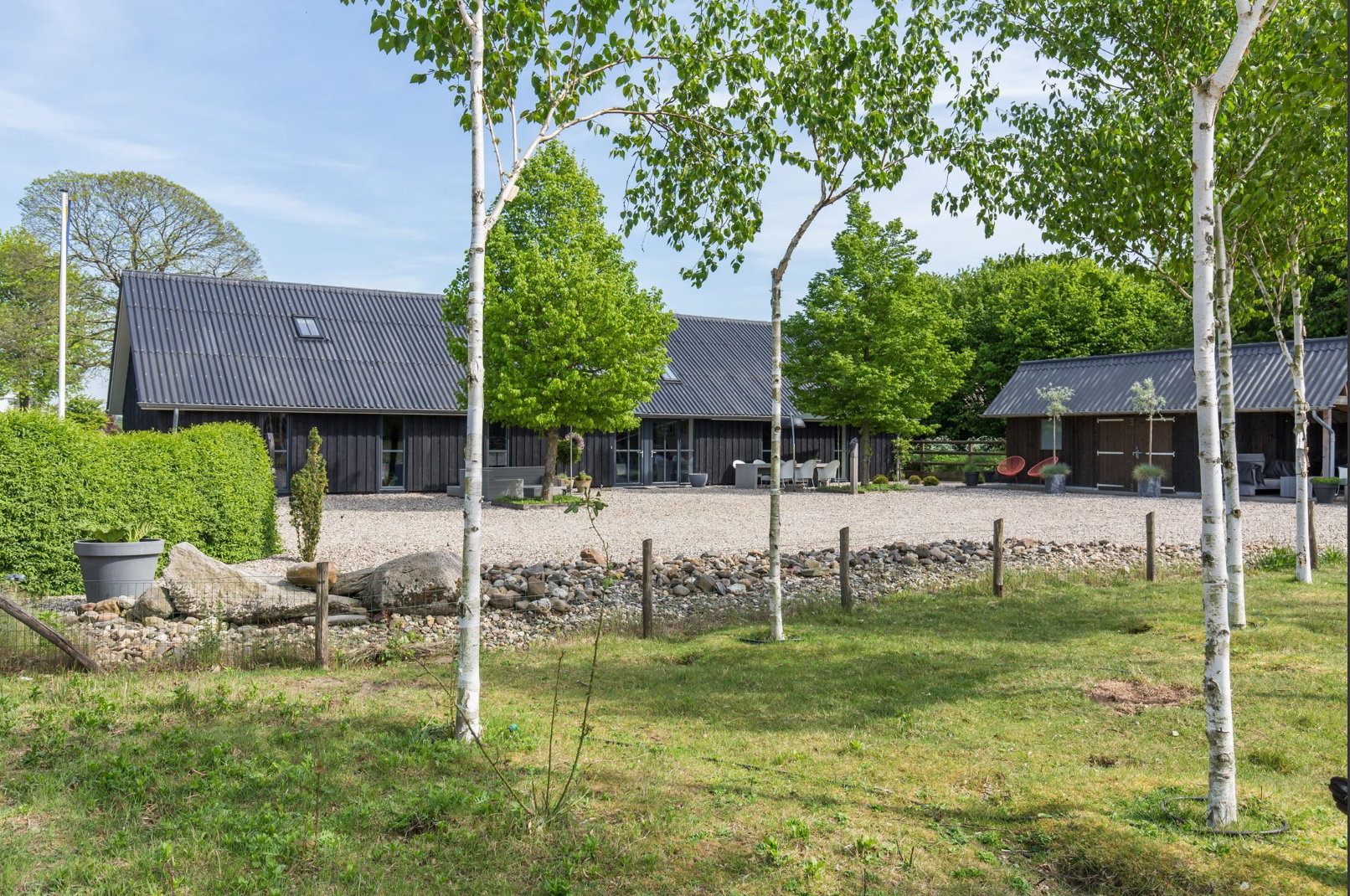 - image: 1