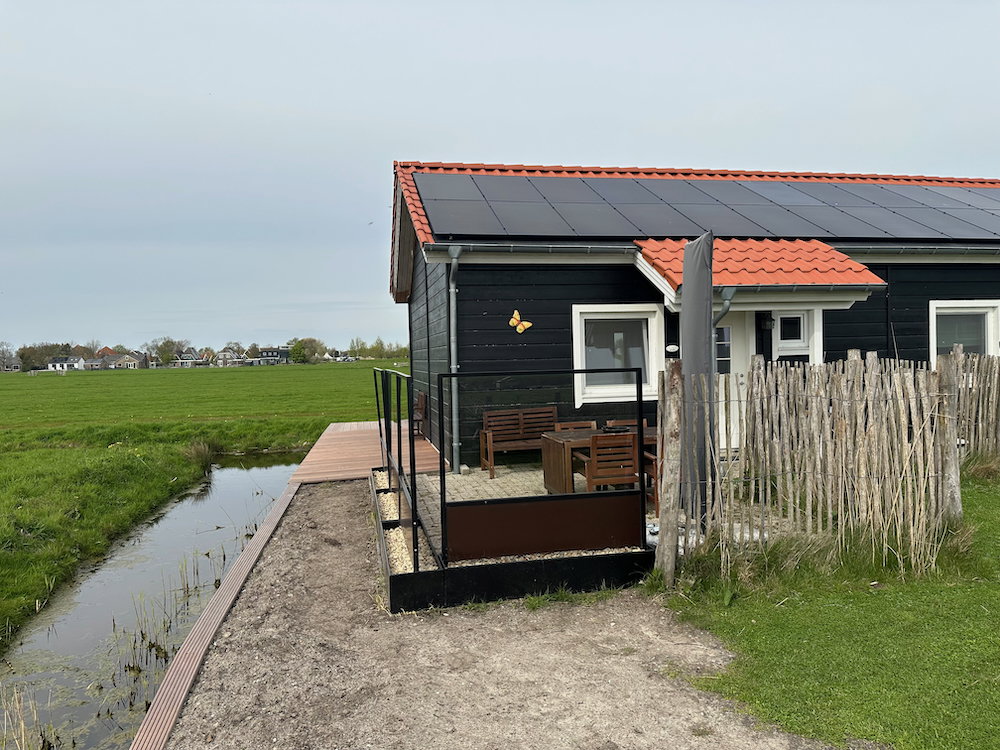 - image: 28