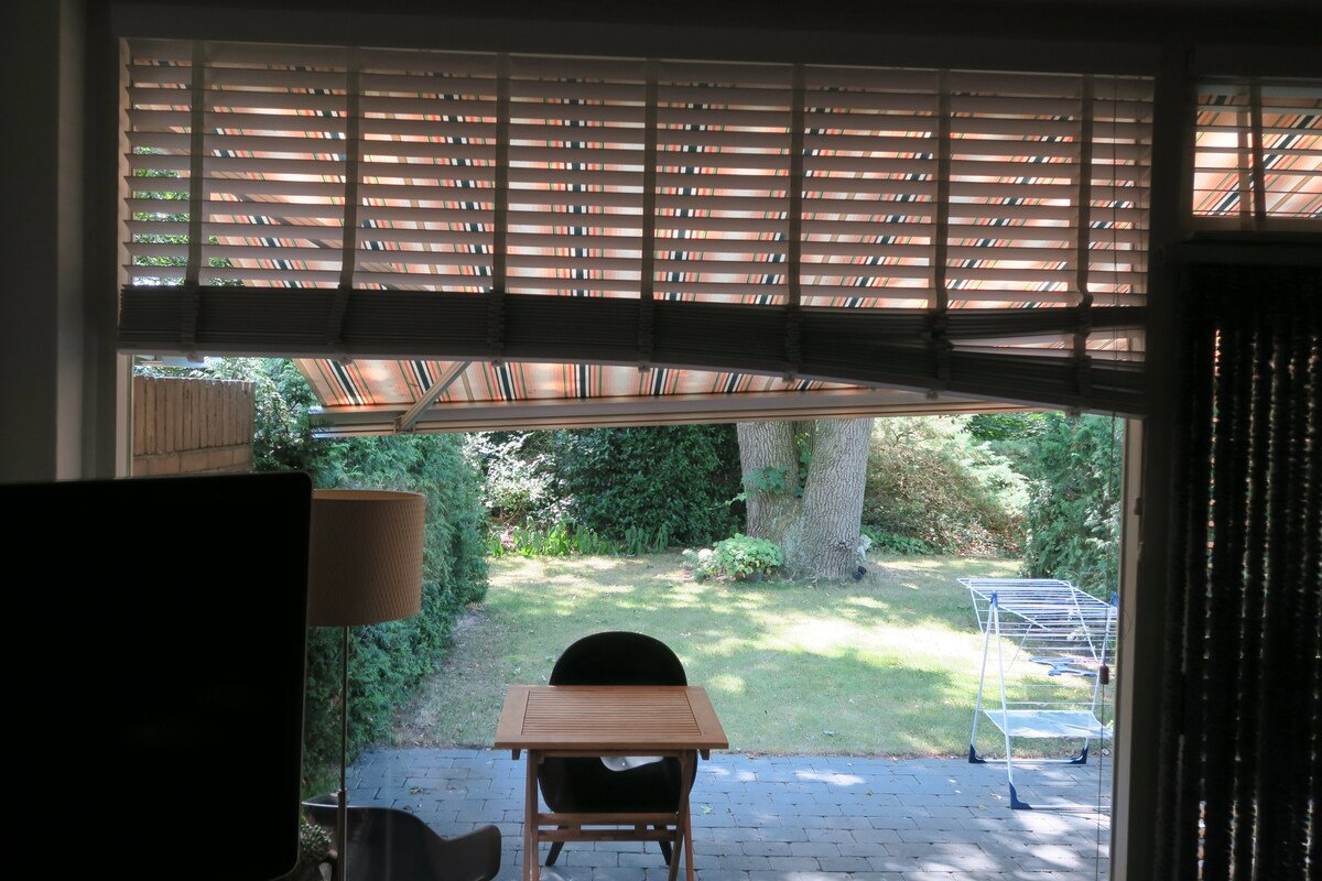 - image: 14