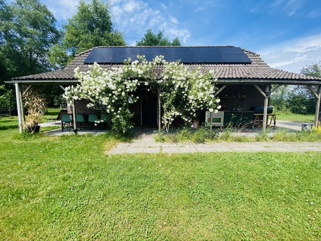 Naturhäuschen in Lutten