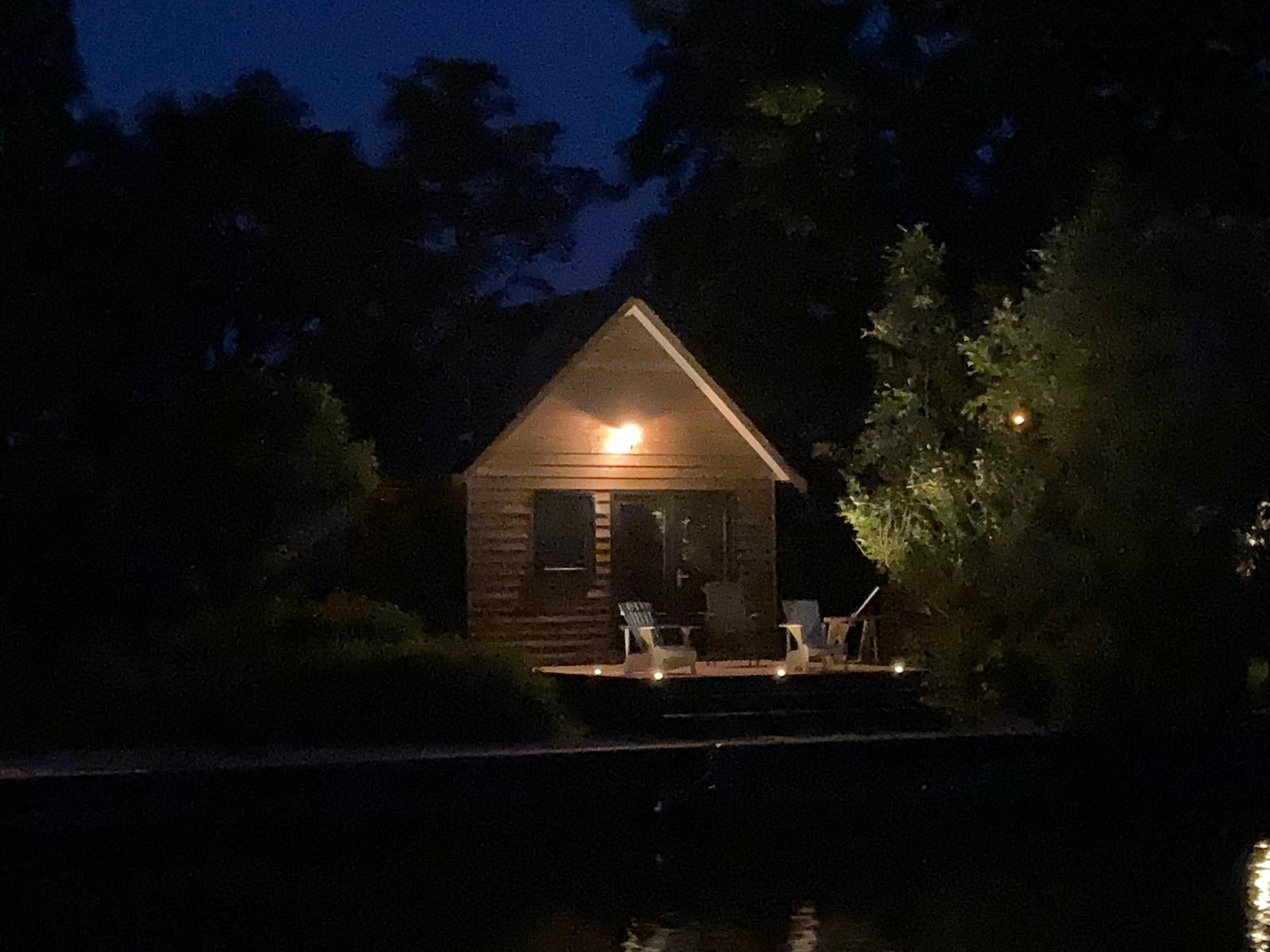 Naturhäuschen in Deinum