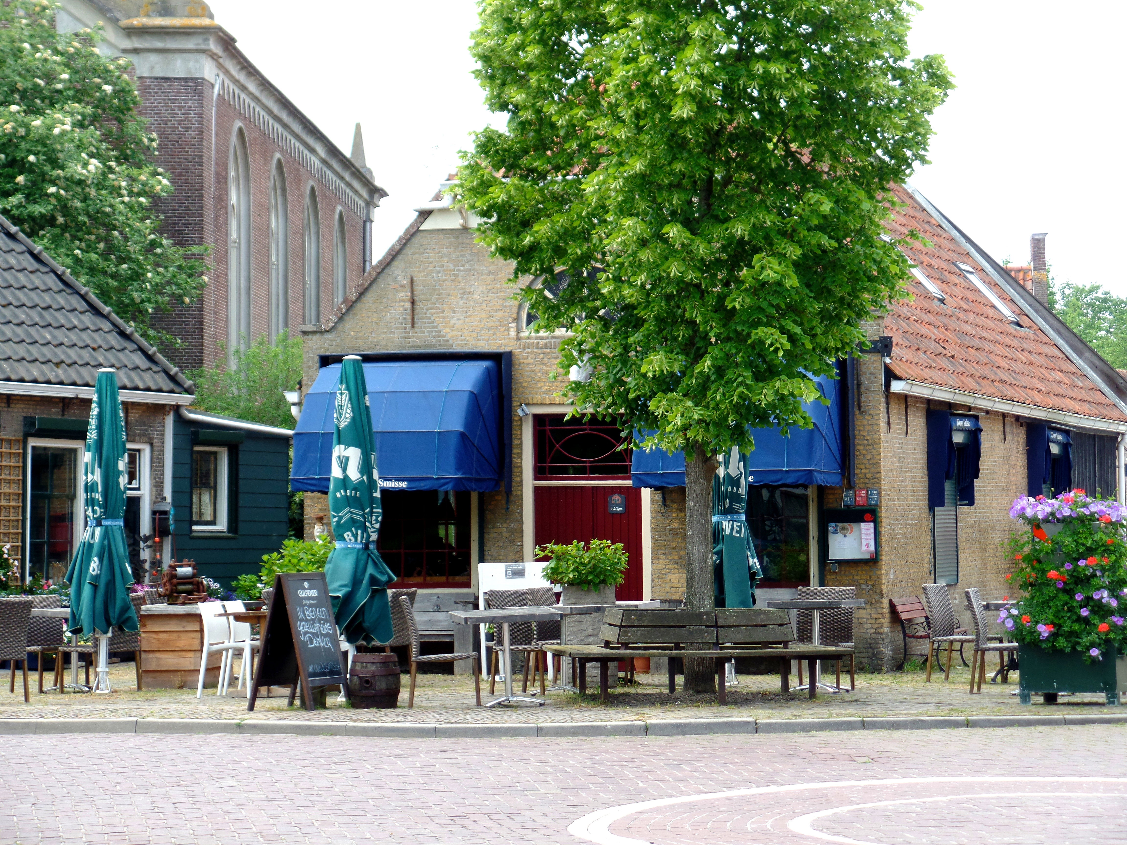 - image: 25